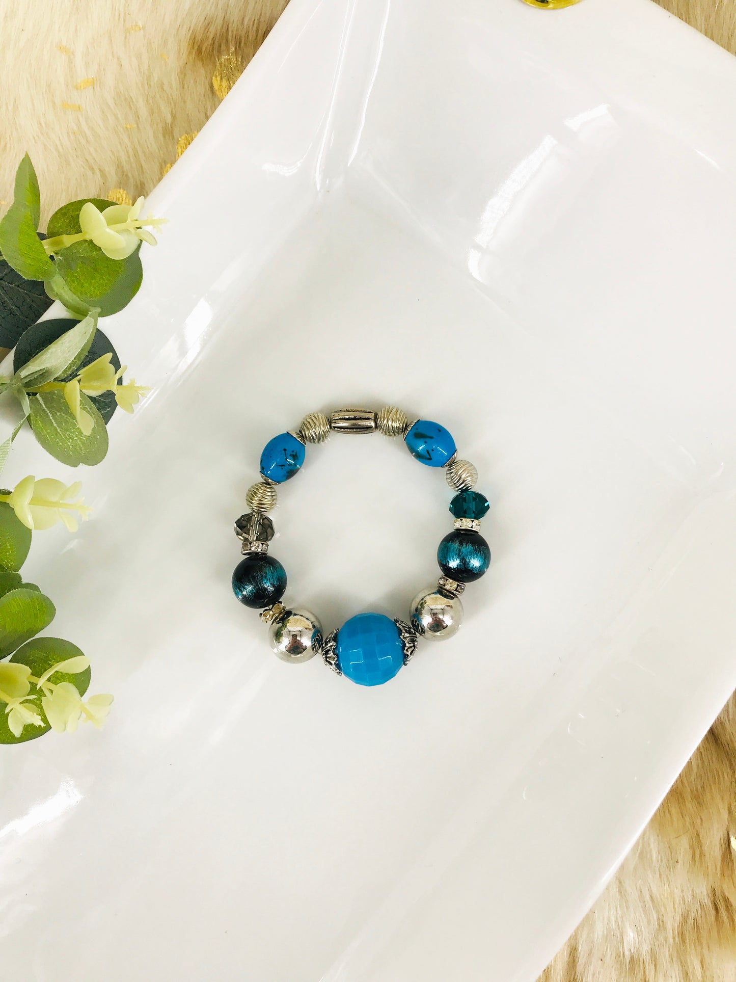 Big & Bold Collection Glass Bead Stretchy Bracelet - B1003