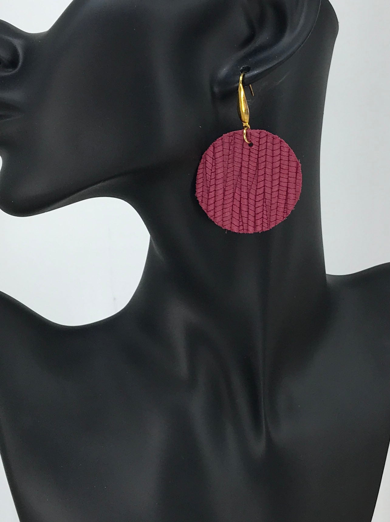 Raspberry Palm Leaf Circle Leather Earrings