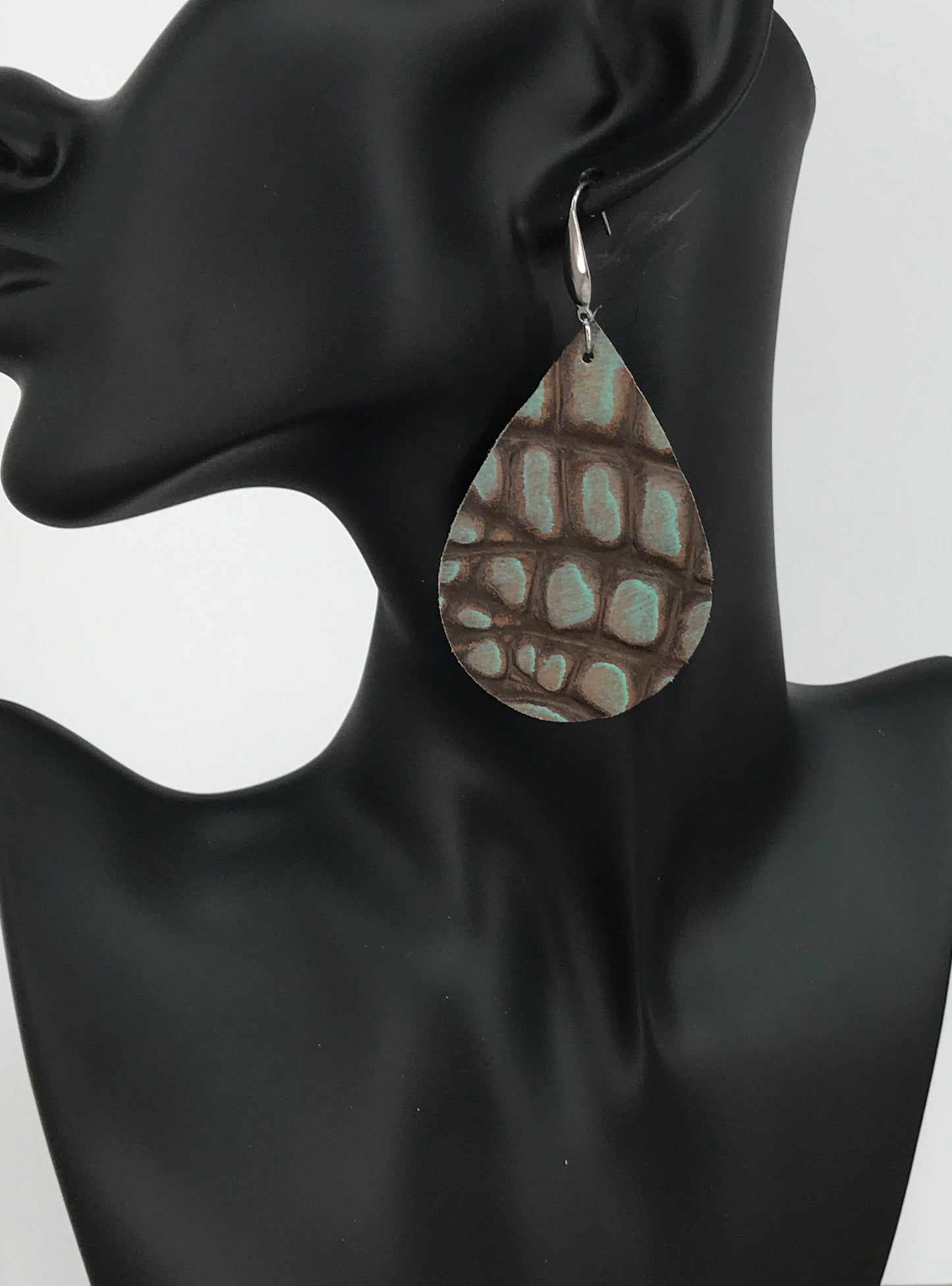 Brown and Turquoise Genuine Leather Earrings - E19-1047