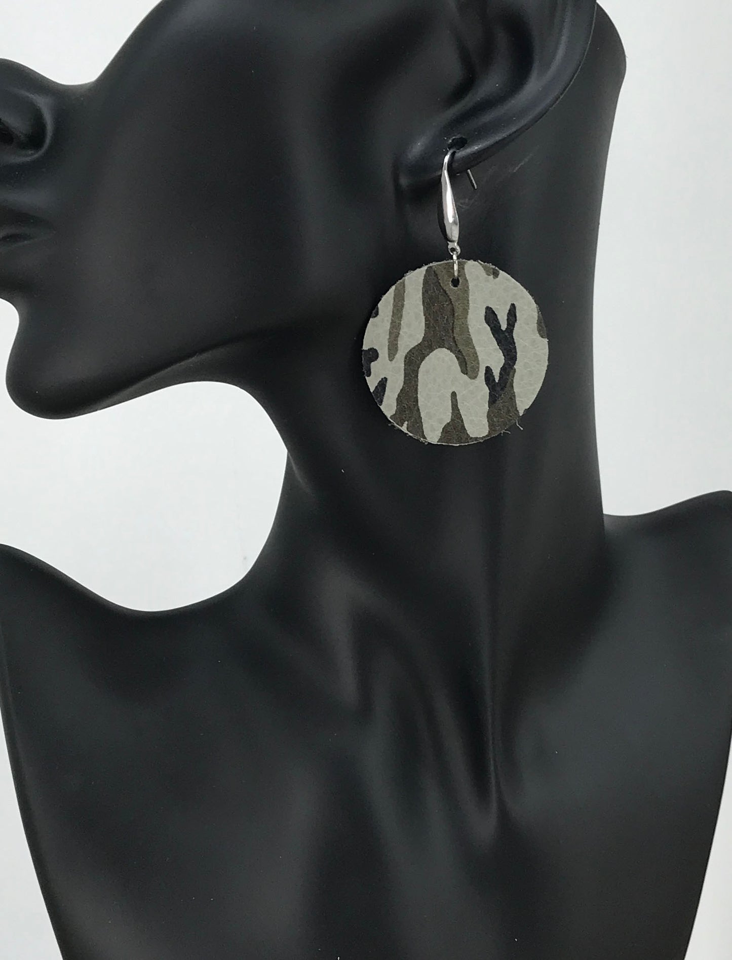 Jungle Gray Camo Leather Earrings - E19-1049