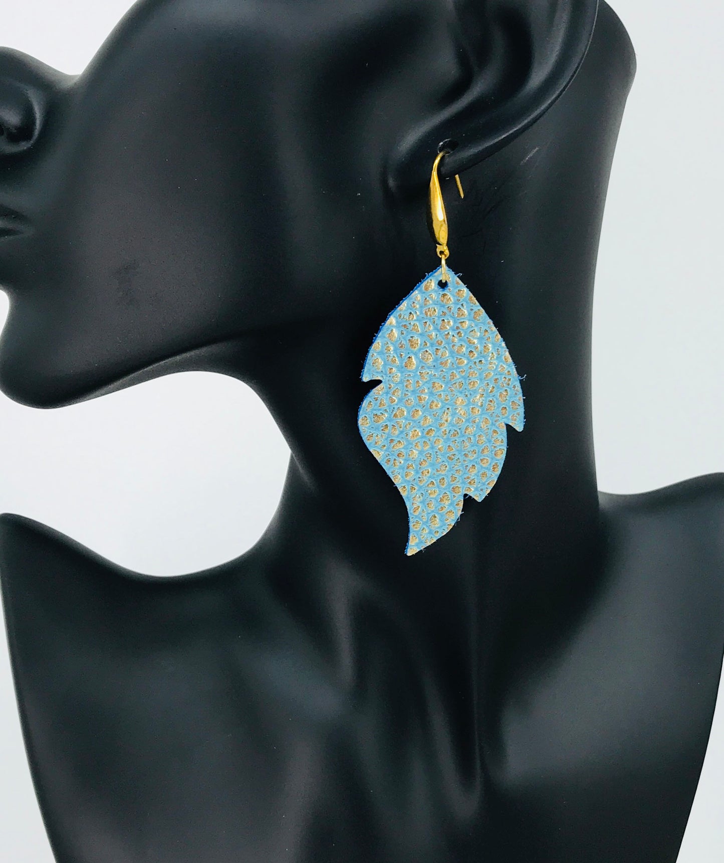 Gold Tipped Mint Leather Earrings - E19-1058