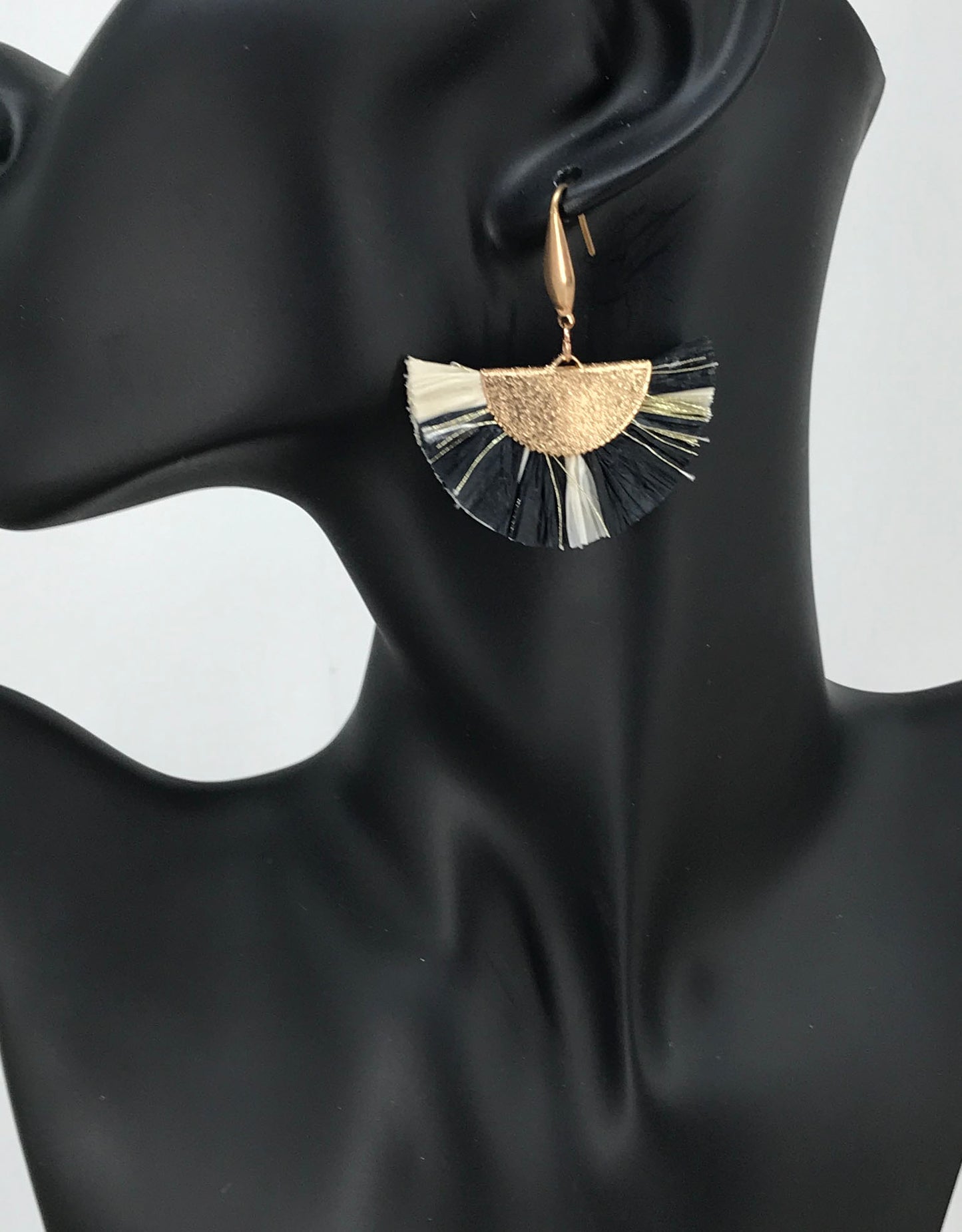 Multi Color Fan Shaped Tassel Earrings - E19-1080