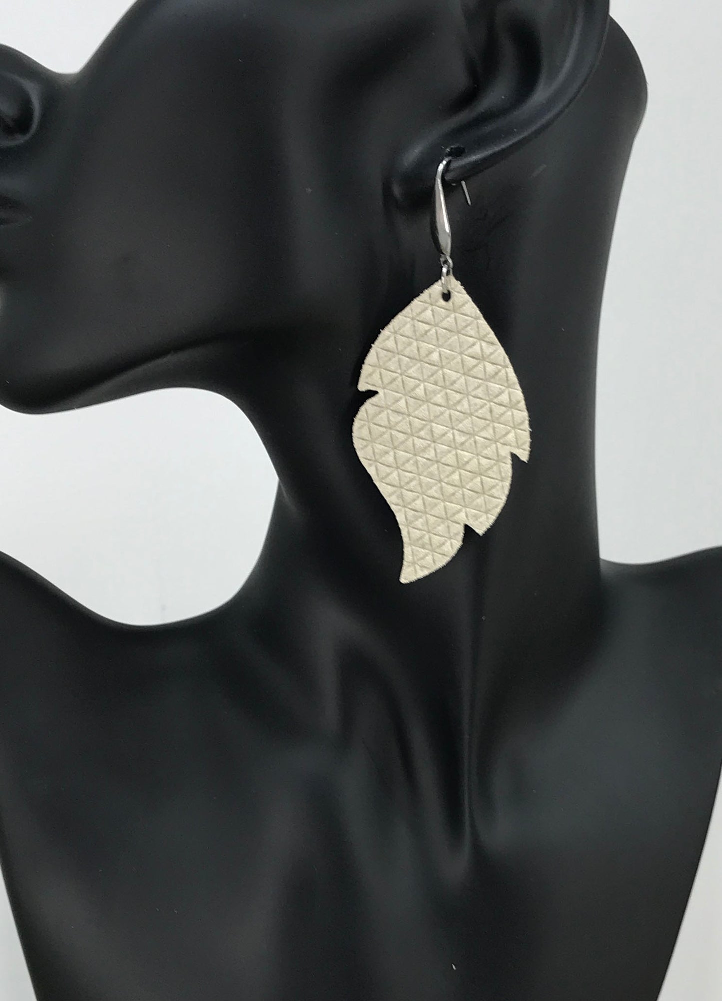 Cream Mini Triangle Scalloped Leaf Leather Earrings