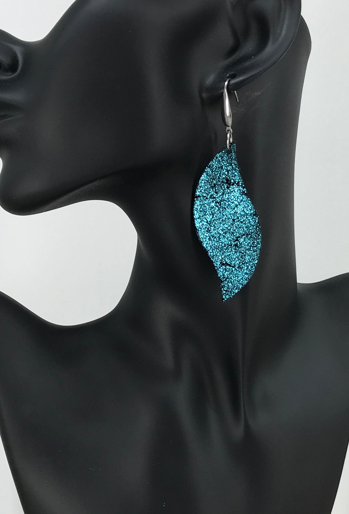 Light Turquoise Blue on Black Leather Earrings - E19-1217