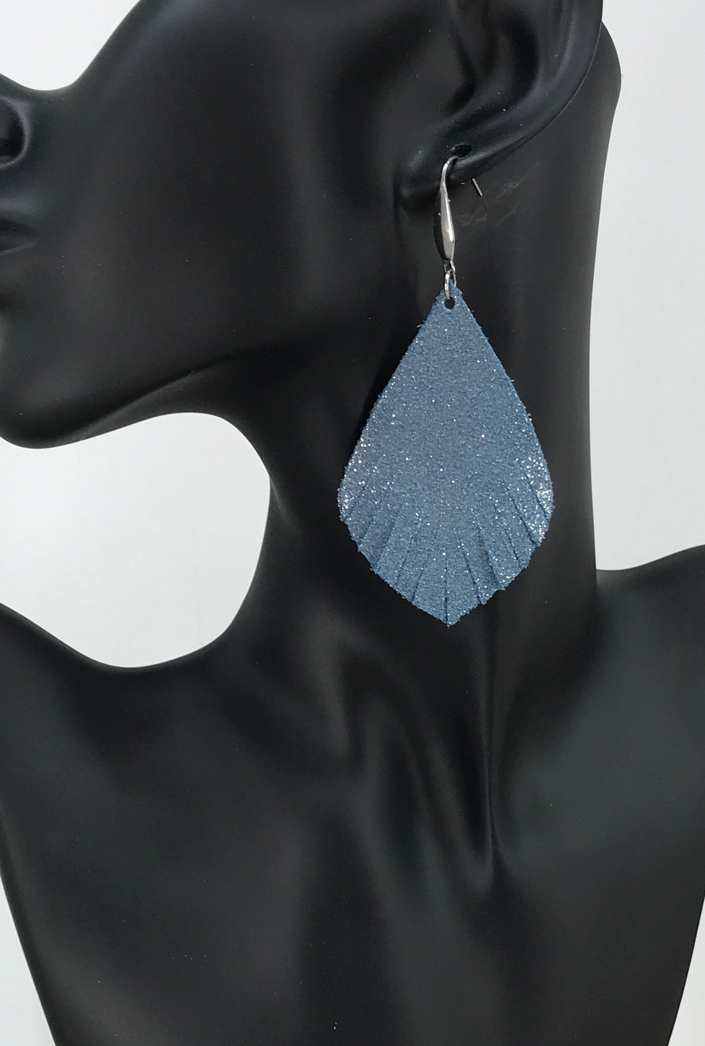 Iceberg Dazzle Leather Earrings - E19-1243