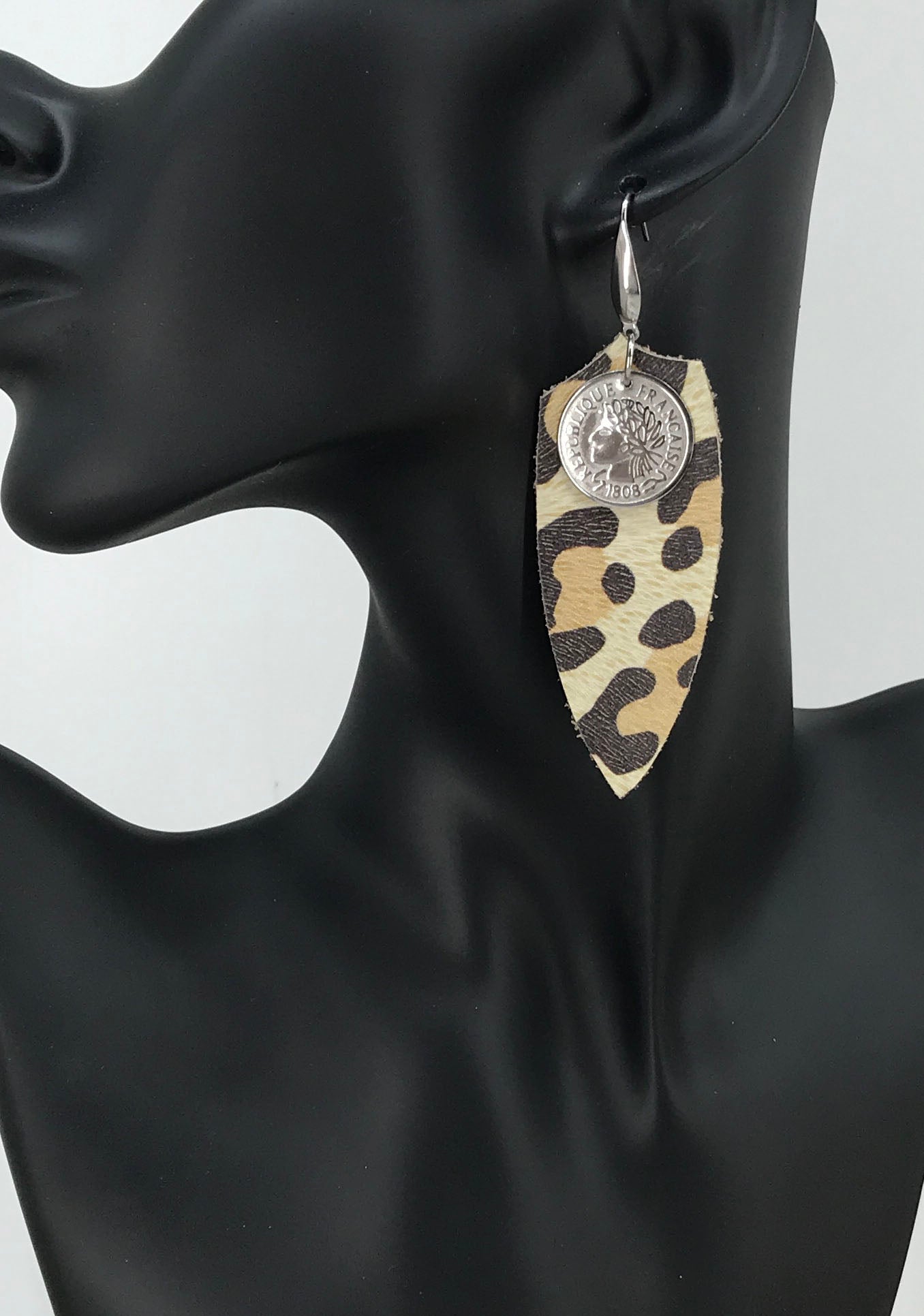Almond Cheetah Leather Earrings - E19-1247
