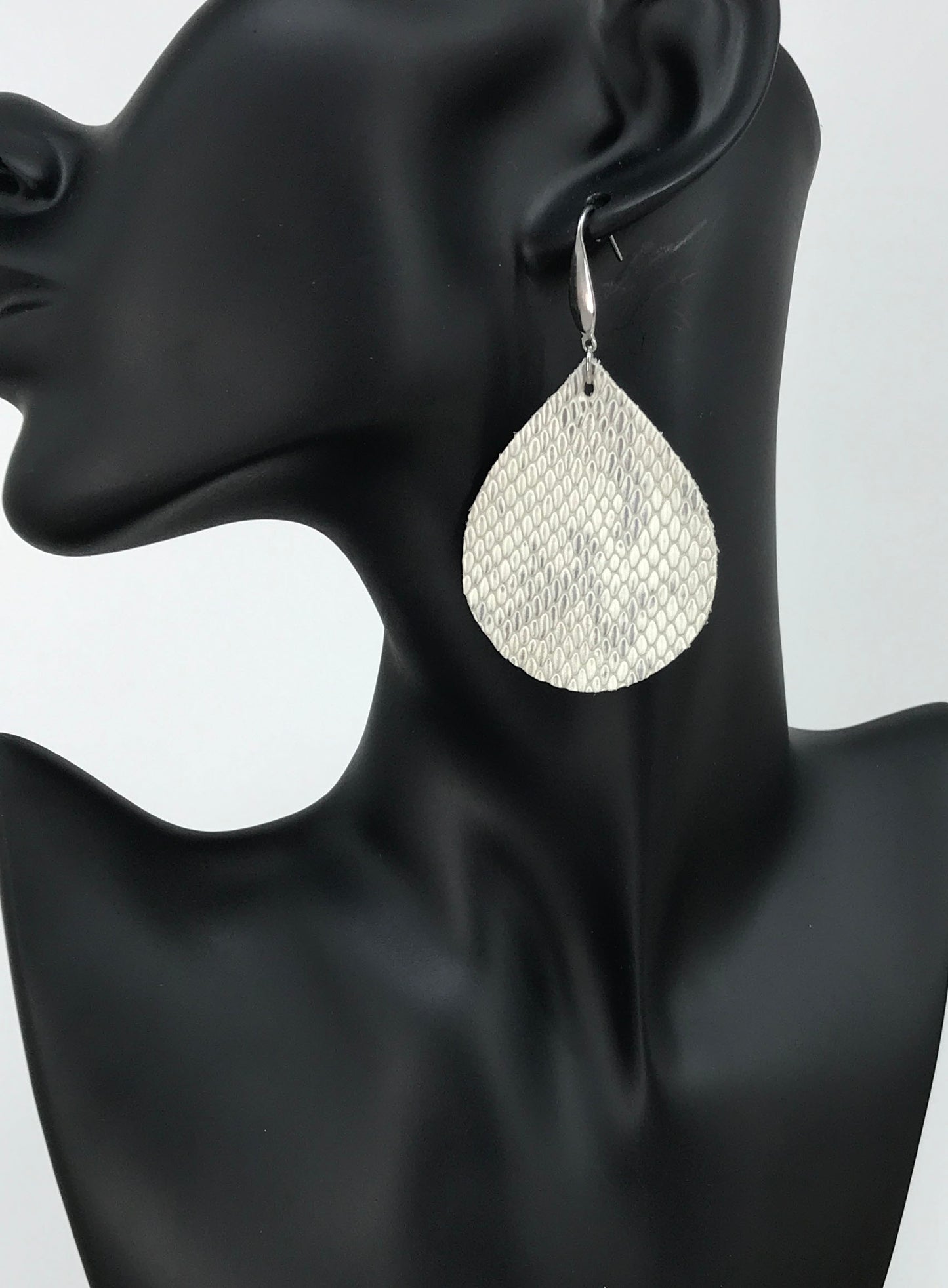 Urban Textured Snake Leather Earrings - E19-1265