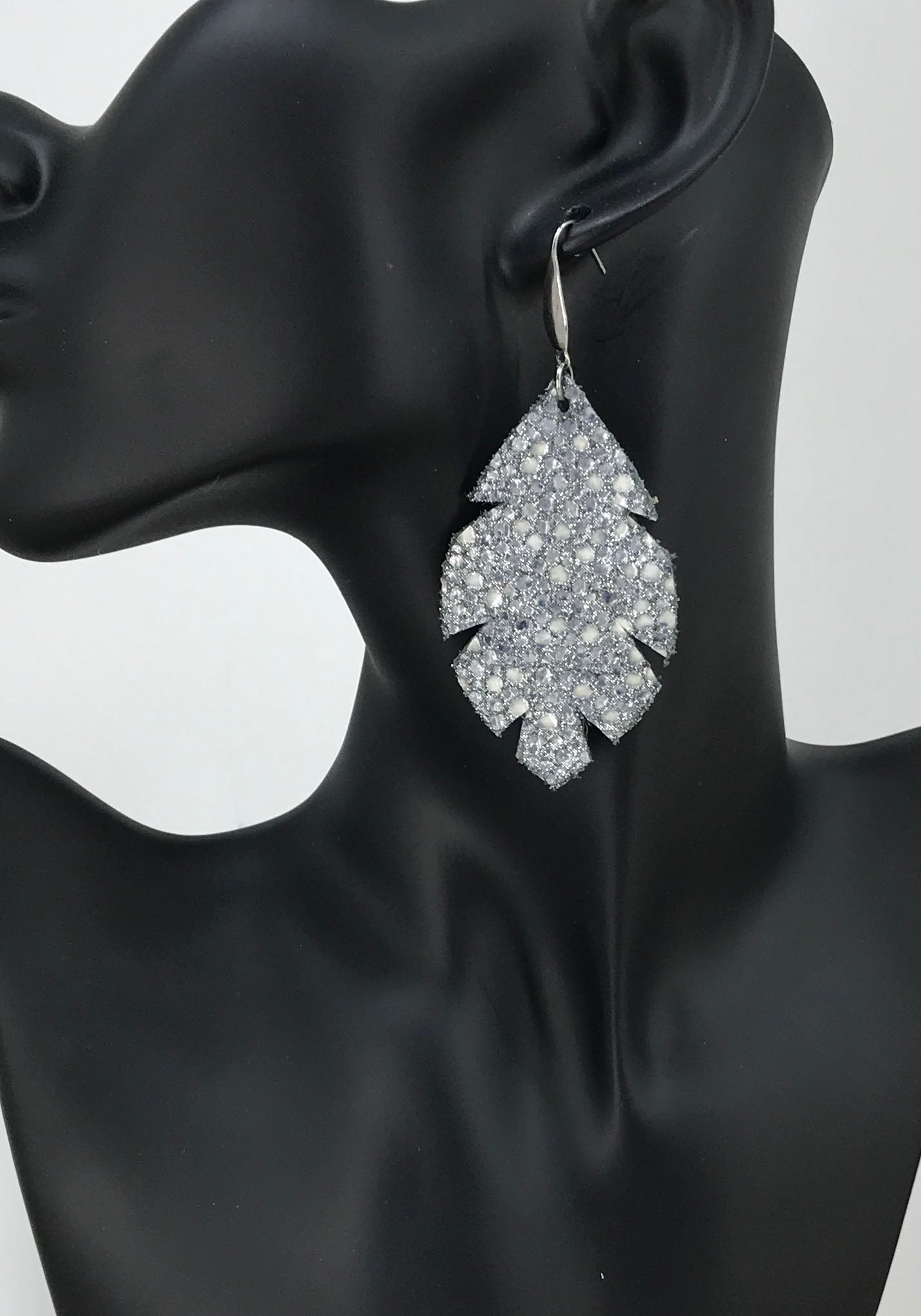 Silver and Gray Exotic Stingray Leather Earrings - E19-1293