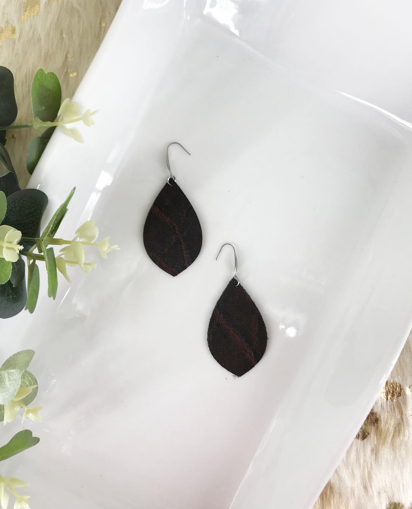 Maroon Embossed Elephant Leather Earrings - E19-1337
