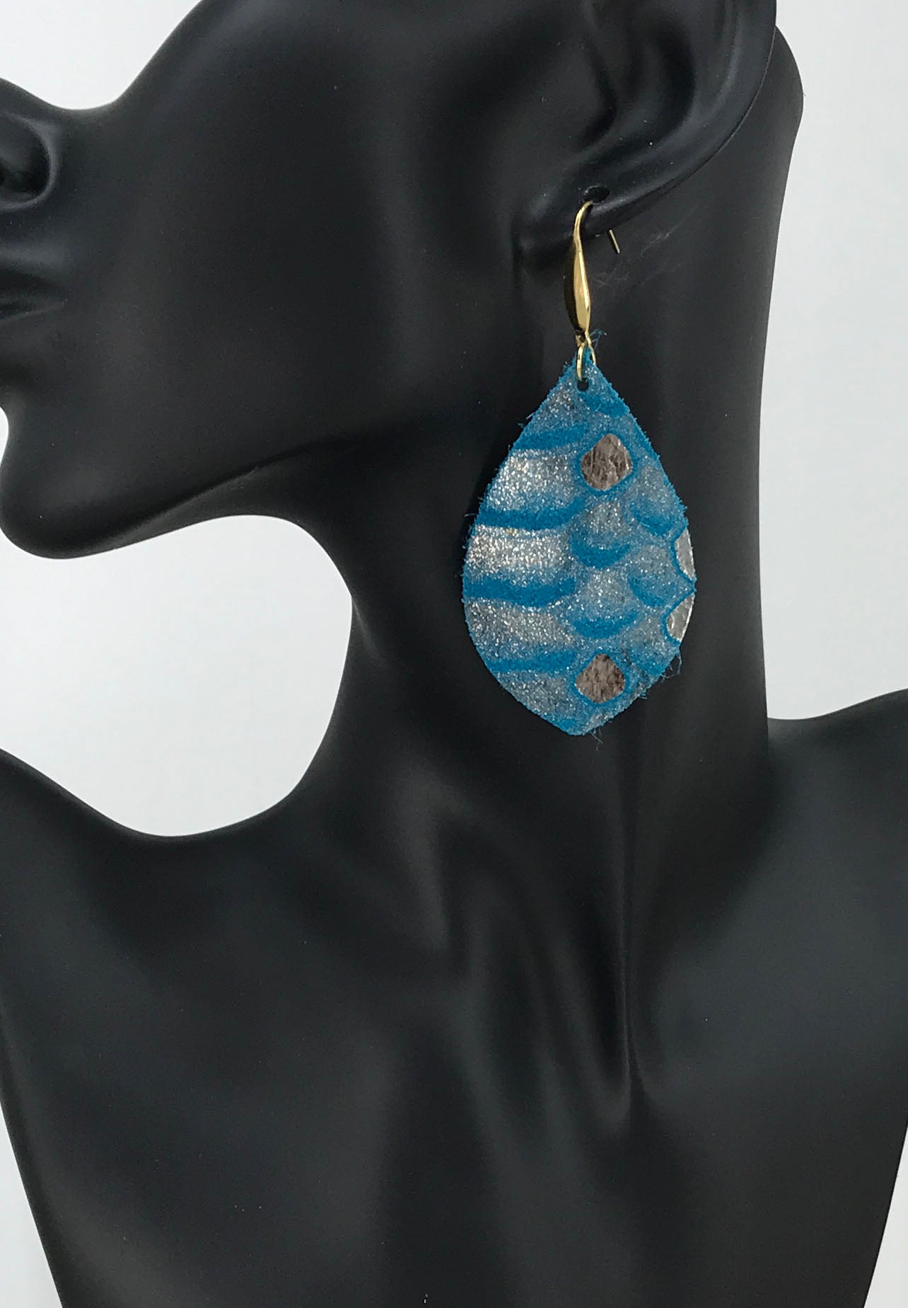 Turquoise Genuine Leather Earrings - E19-1351