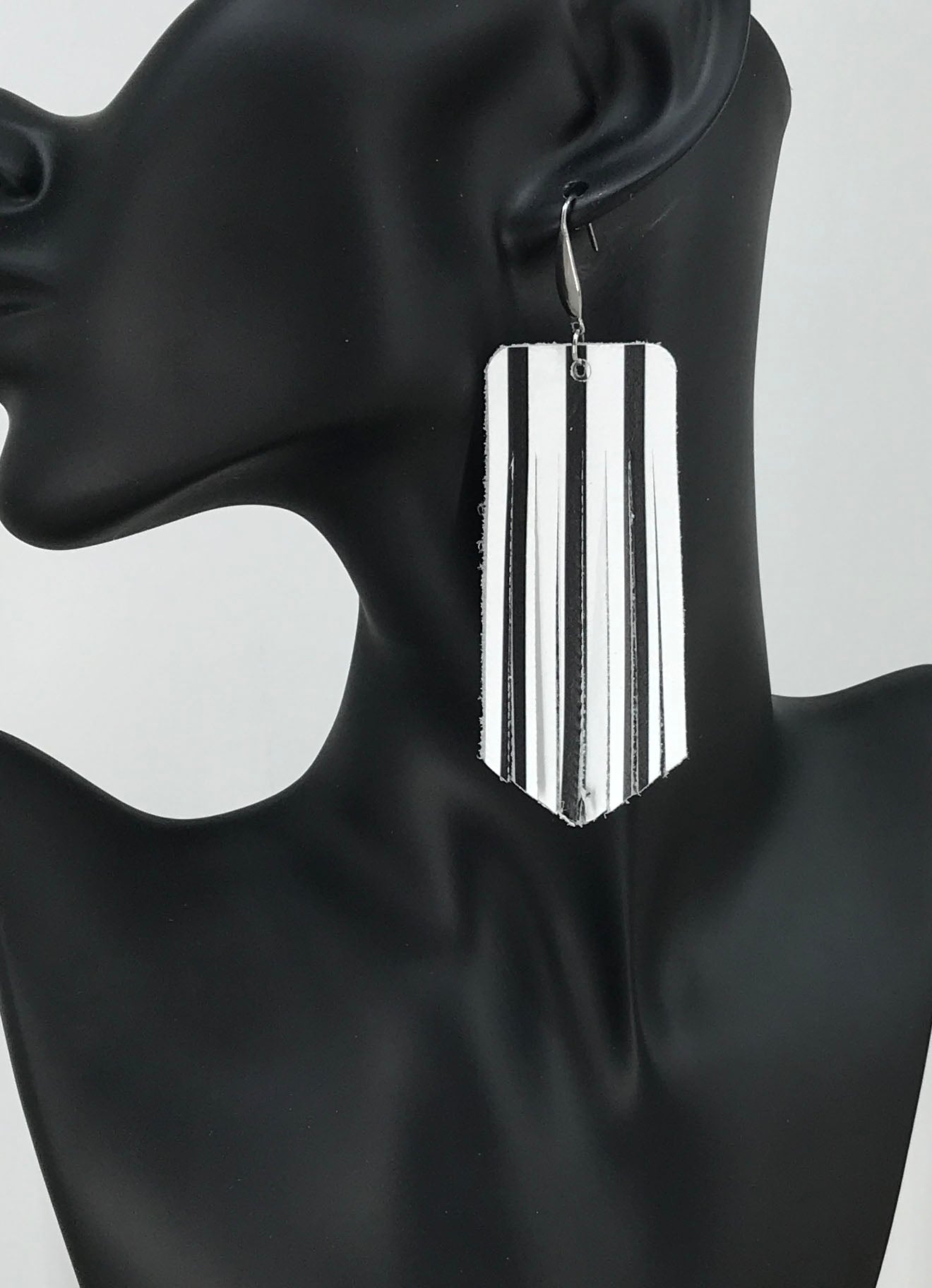 Black and White Striped Leather Earrings - E19-1429