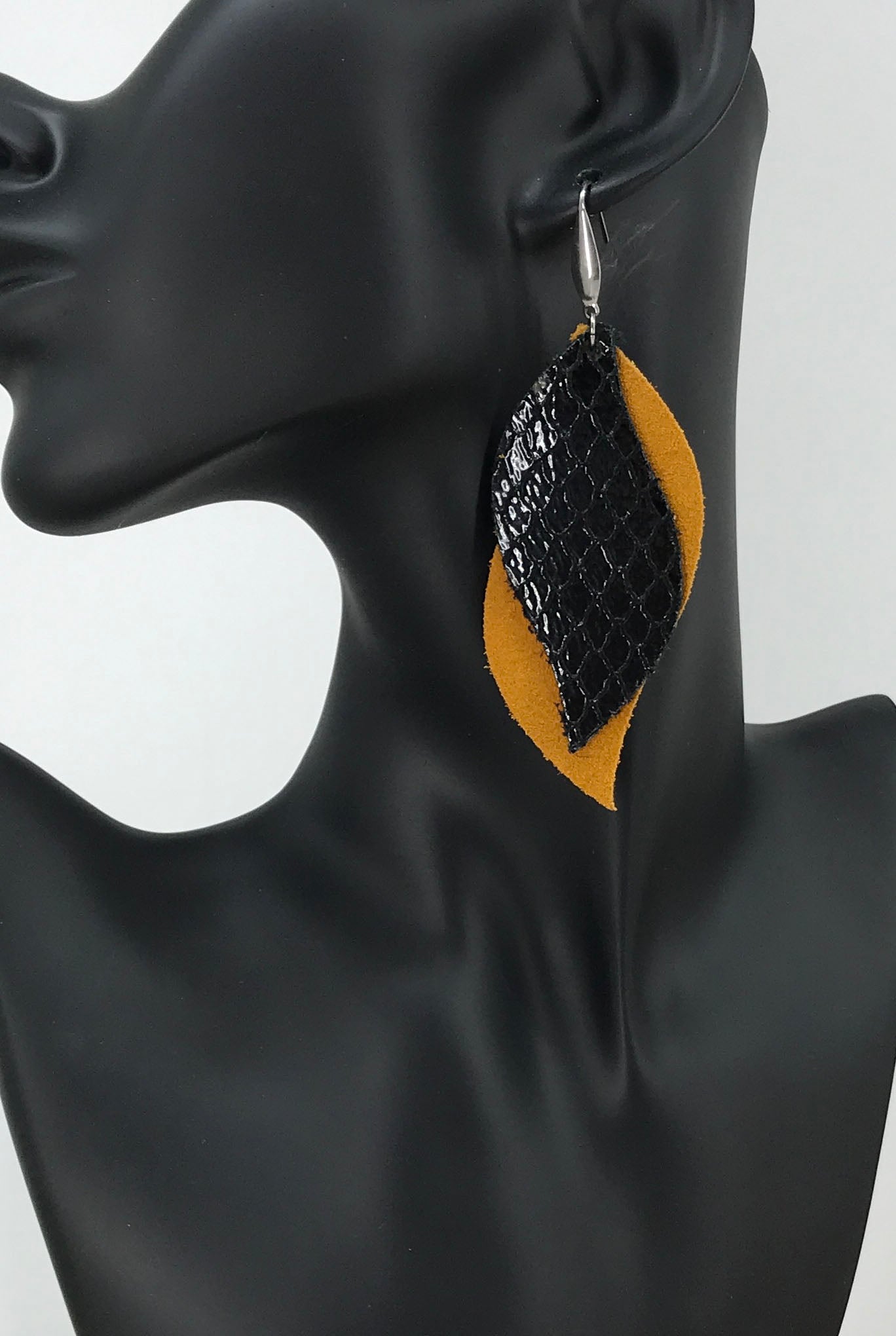 Mustard Suede Leather and Fish Net Leather Earrings - E19-1438