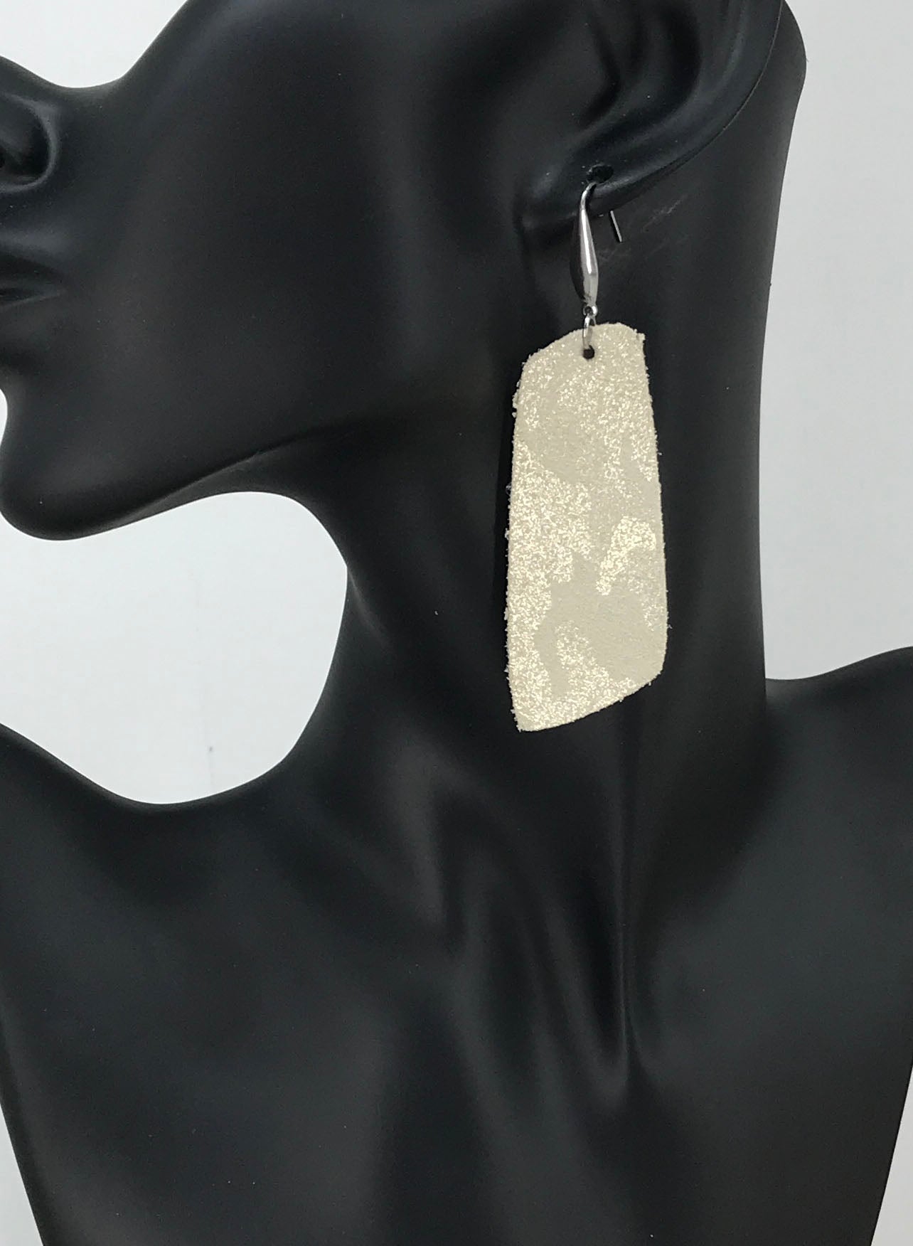 Beige Metallic Camo Leather Earrings - E19-1454