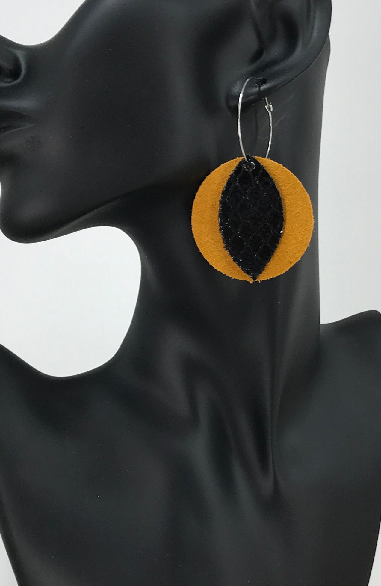 Mustard Suede Leather and Fish Net Pattern Leather Earrings - E19-1460