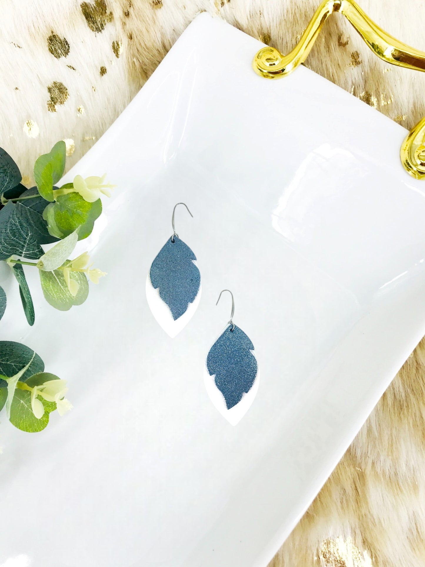 White and Iceberg Blue Leather Earrings - E19-1537