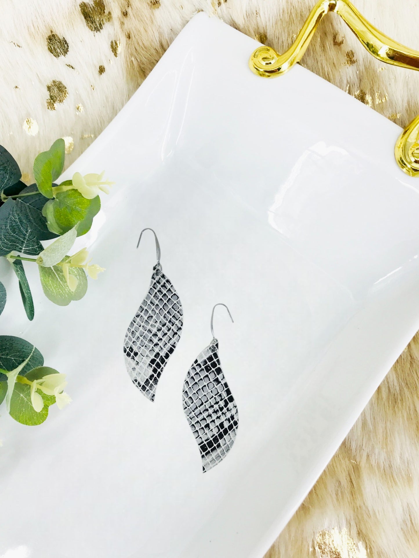 Genuine Leather Earrings - E19-1610