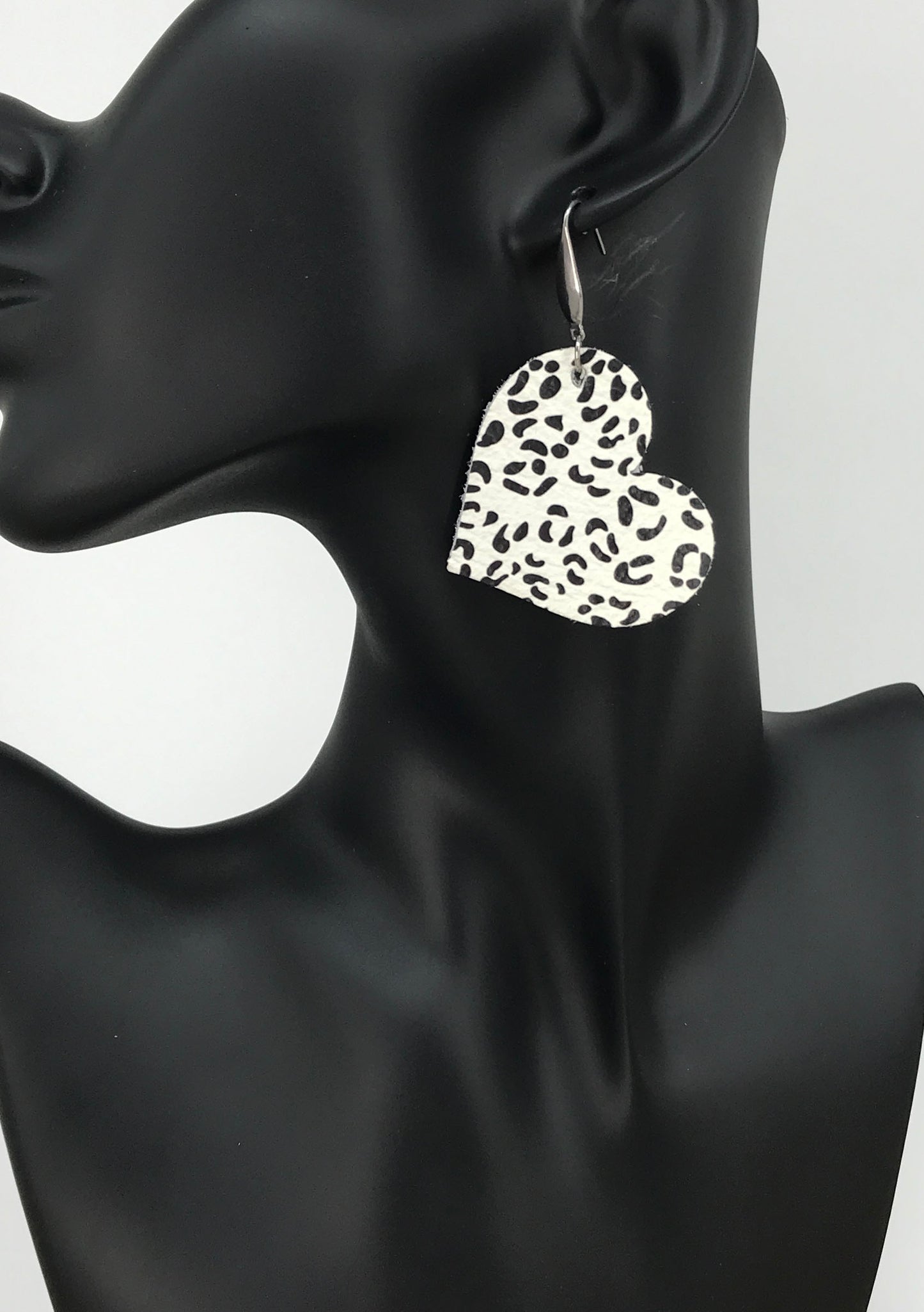 White Spotted Leopard Leather Heart Earrings - E19-1625