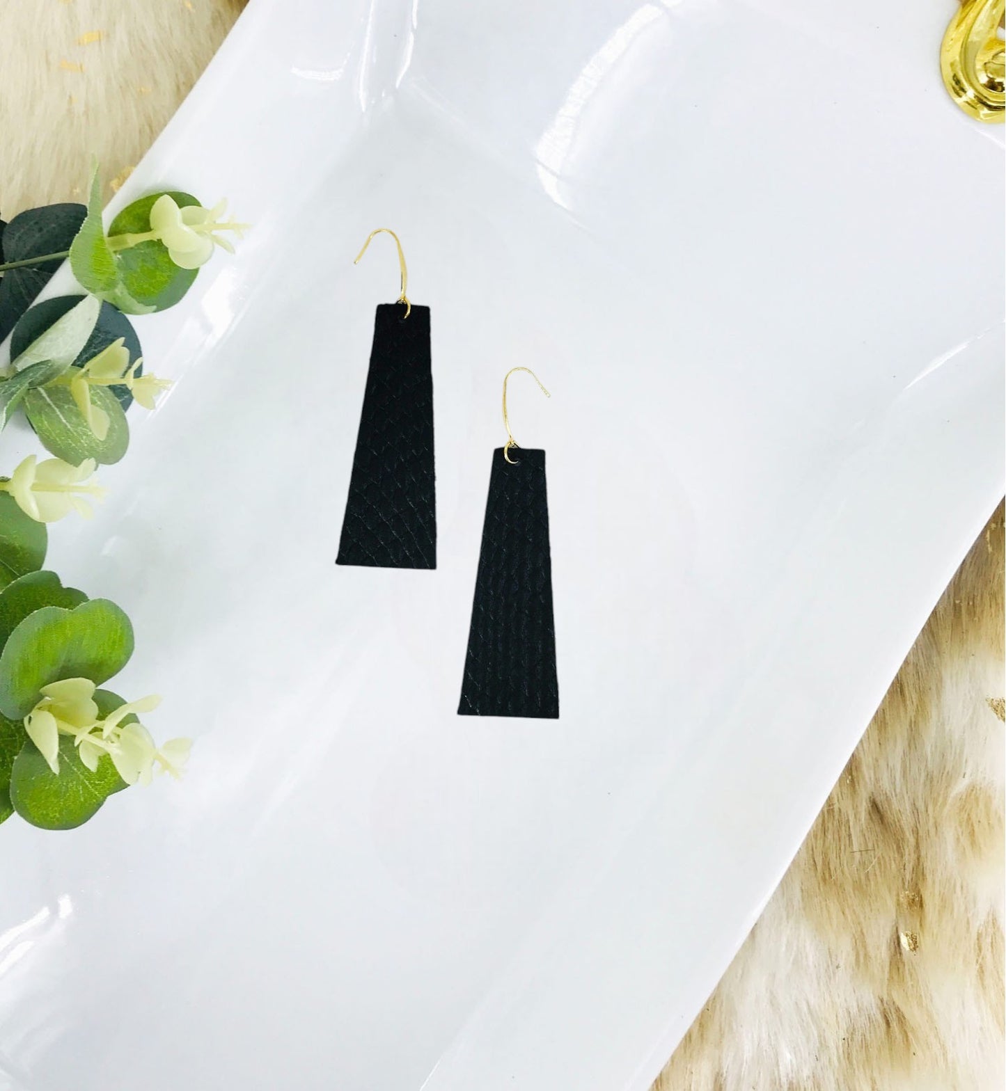 Amazon Cobra Leather Earrings - E19-1626