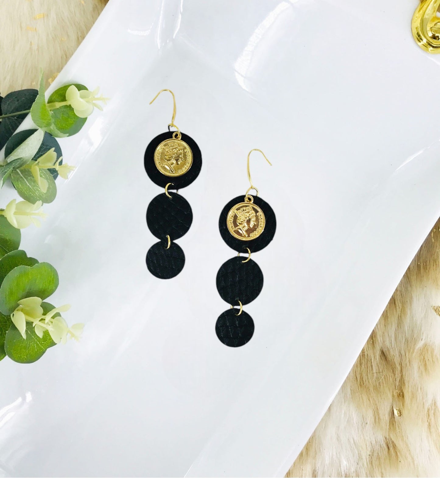 Matte Black Amazon Cobra Leather Earrings - E19-1737