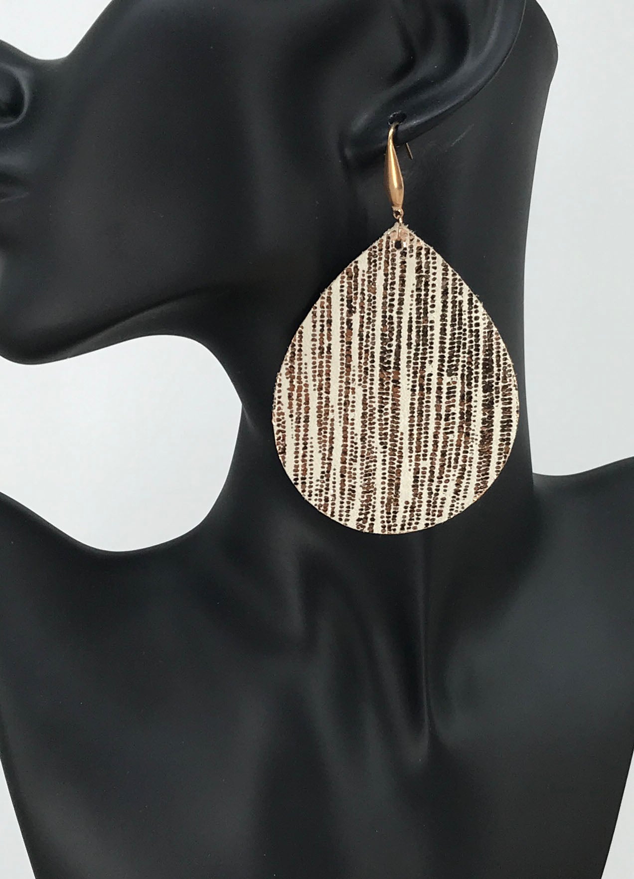 Rose Gold Genuine Leather Earrings - E19-1842