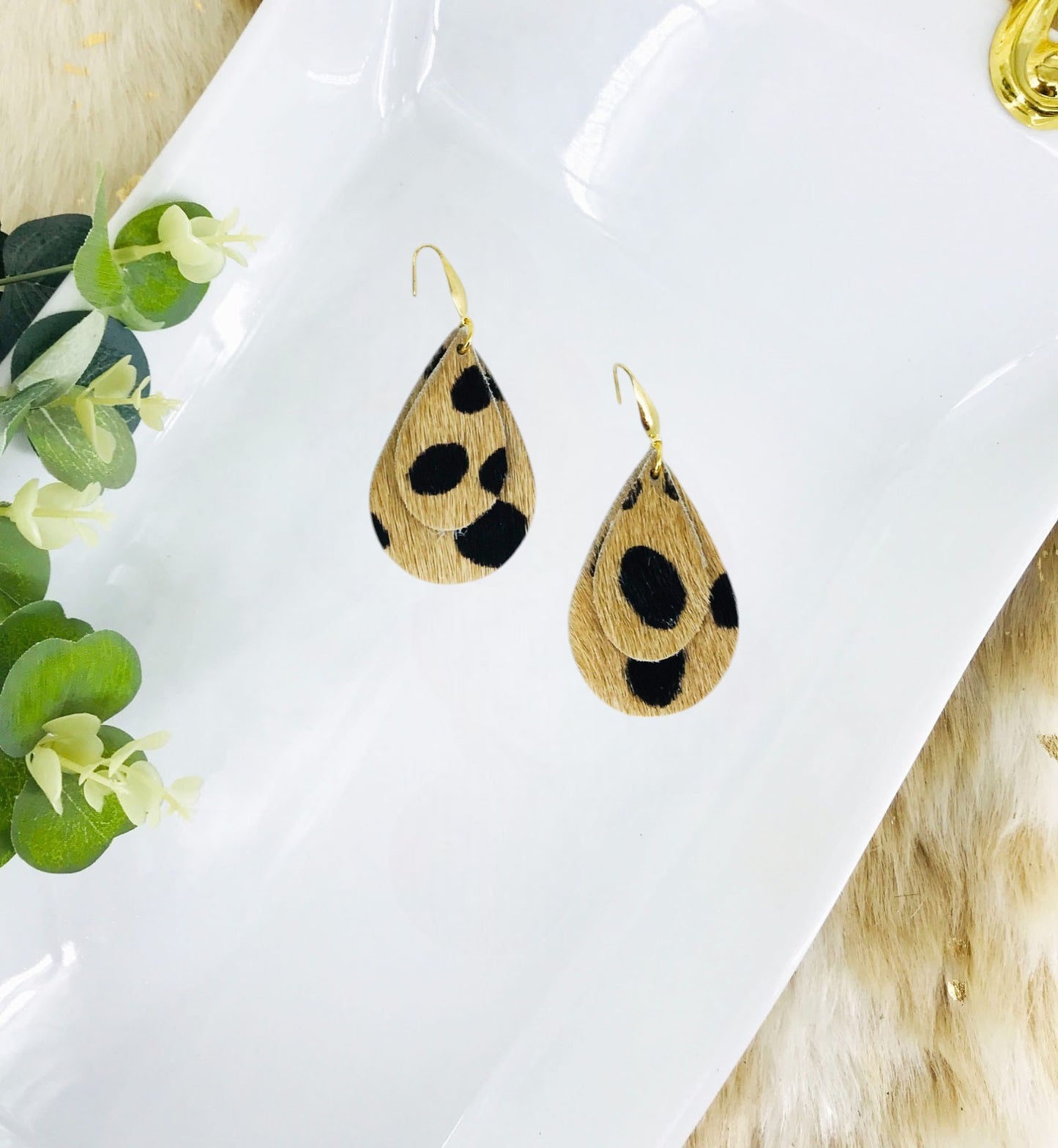 Hair On Cheetah Leather Earrings - E19-1966