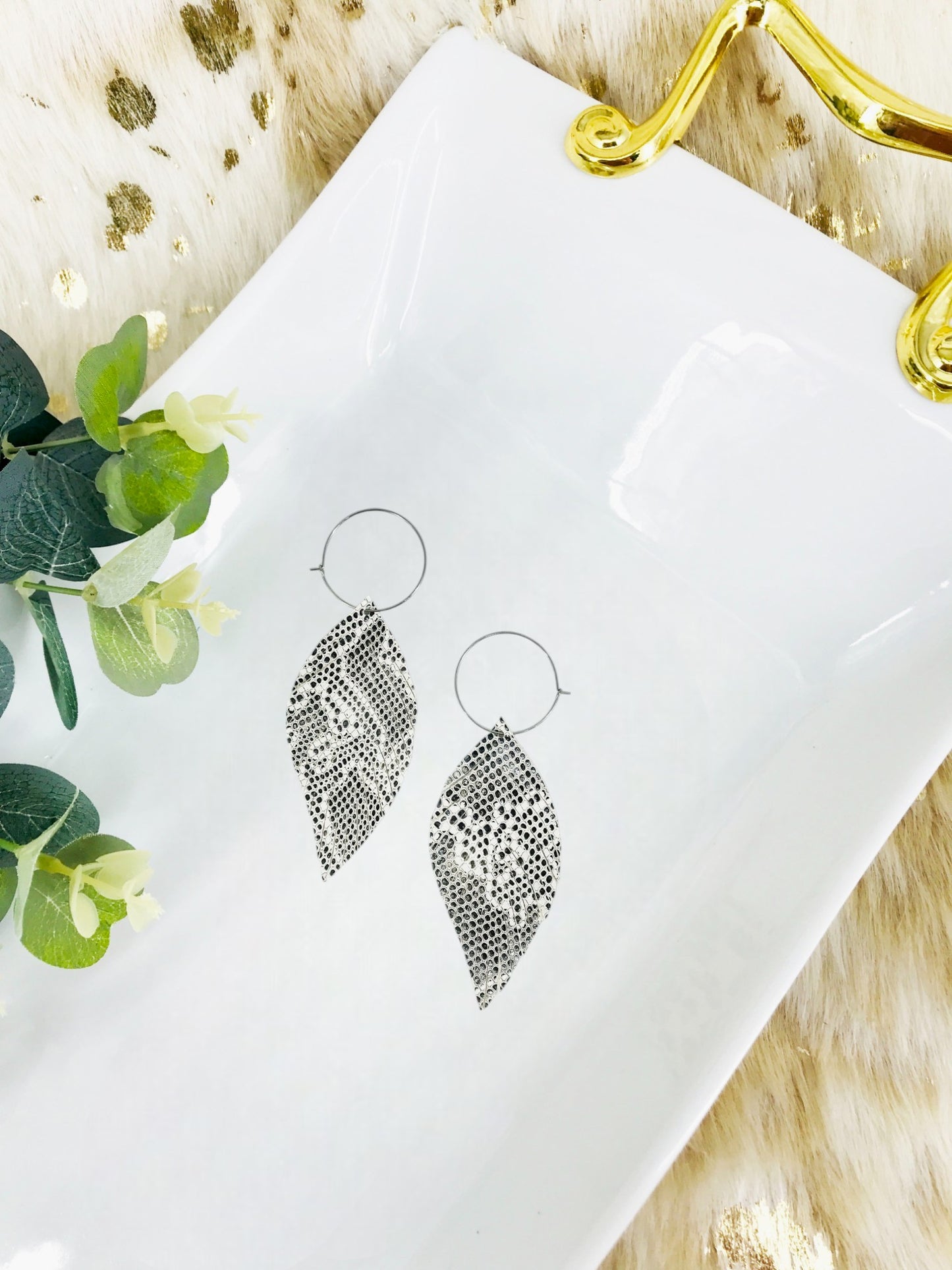 Beige and Gray Snake Skin Fringe Leather Hoop Earrings - E19-2137