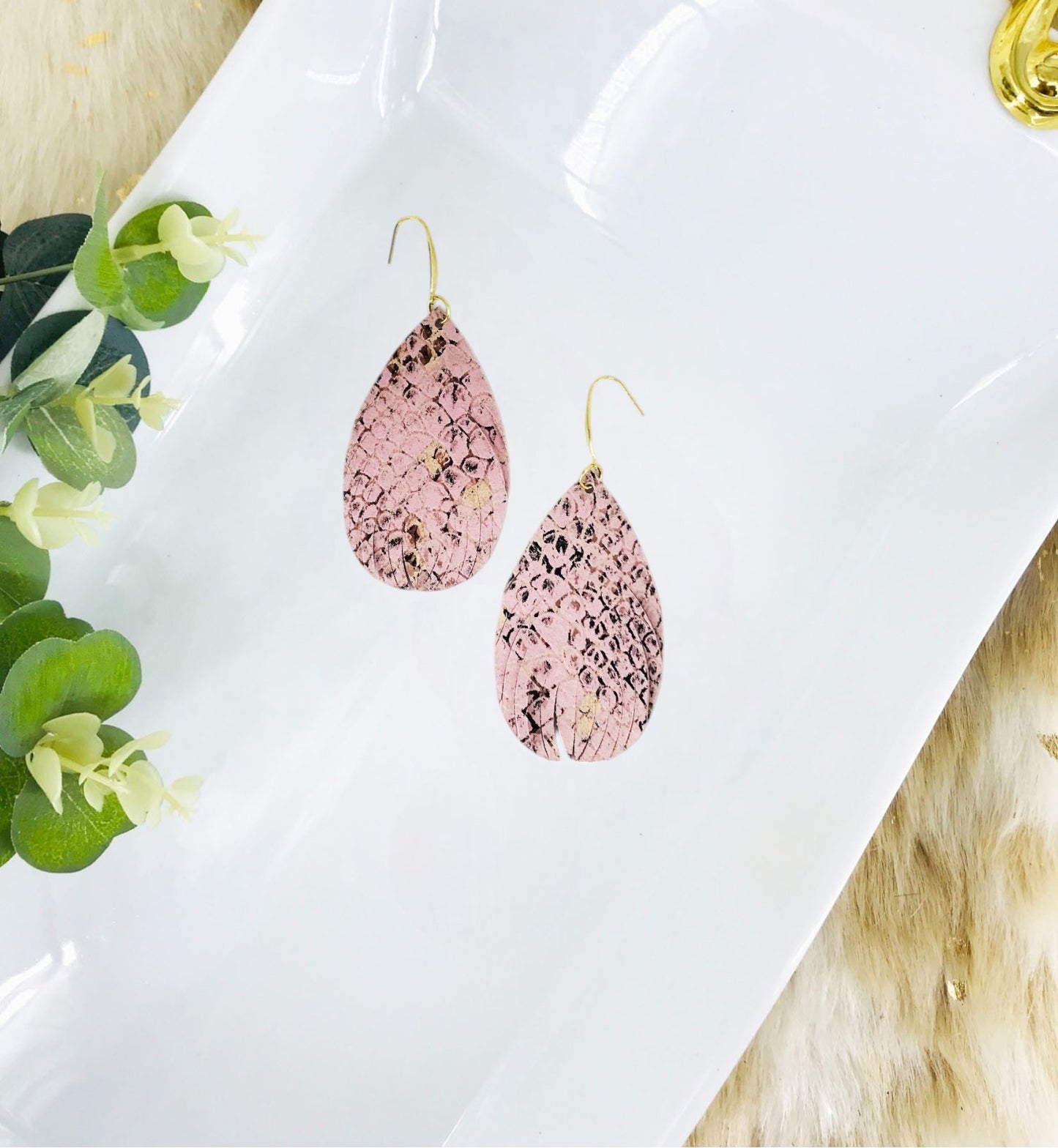 Pink Snake Skin Leather Earrings - E19-2236