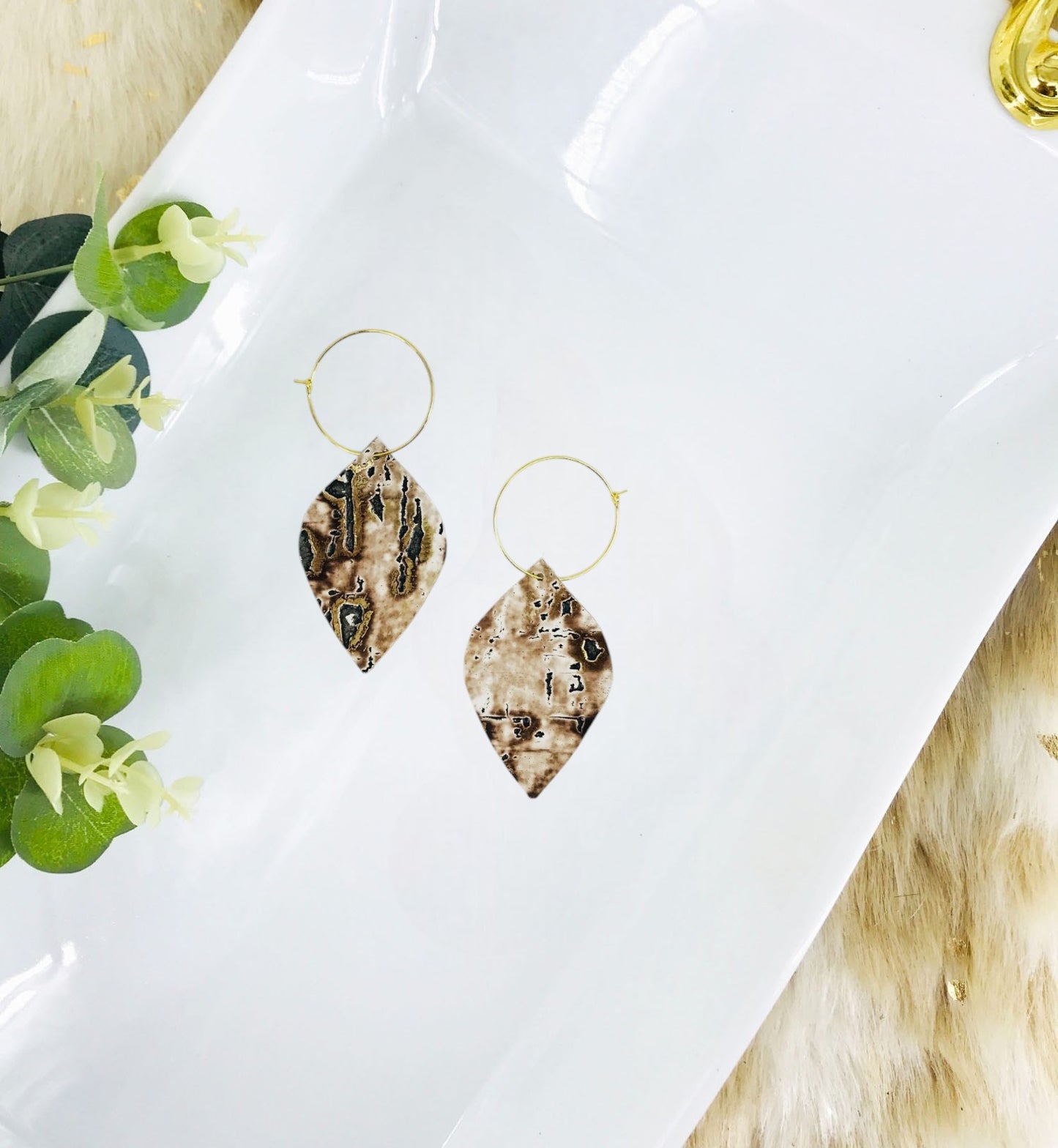 Driftwood Bark Leather Hoop Earrings - E19-2238