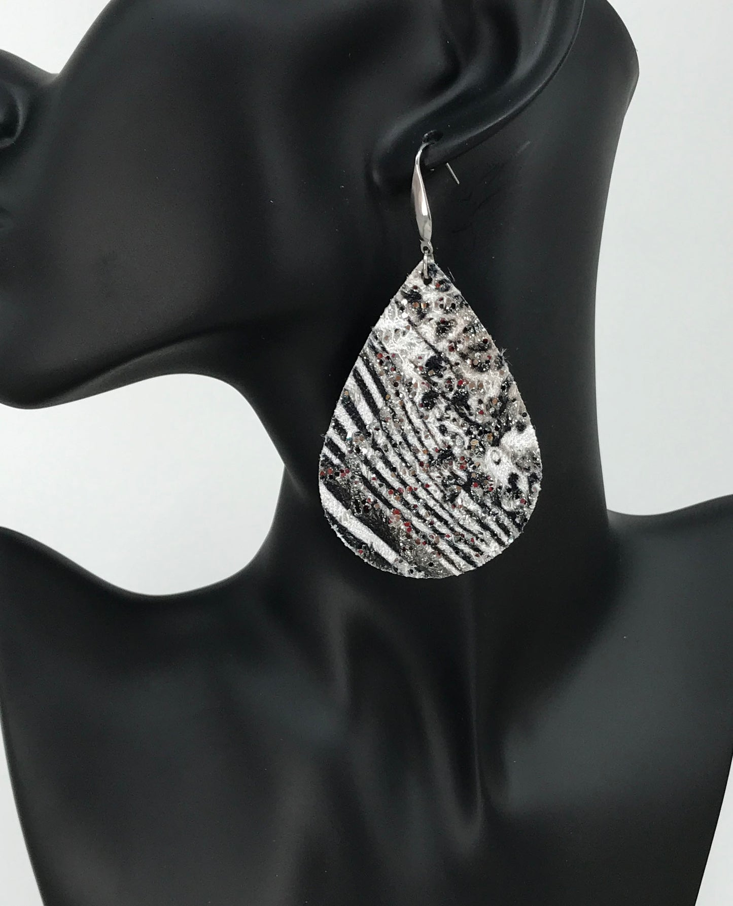 Glitter Leopard Leather Earrings - E19-2316