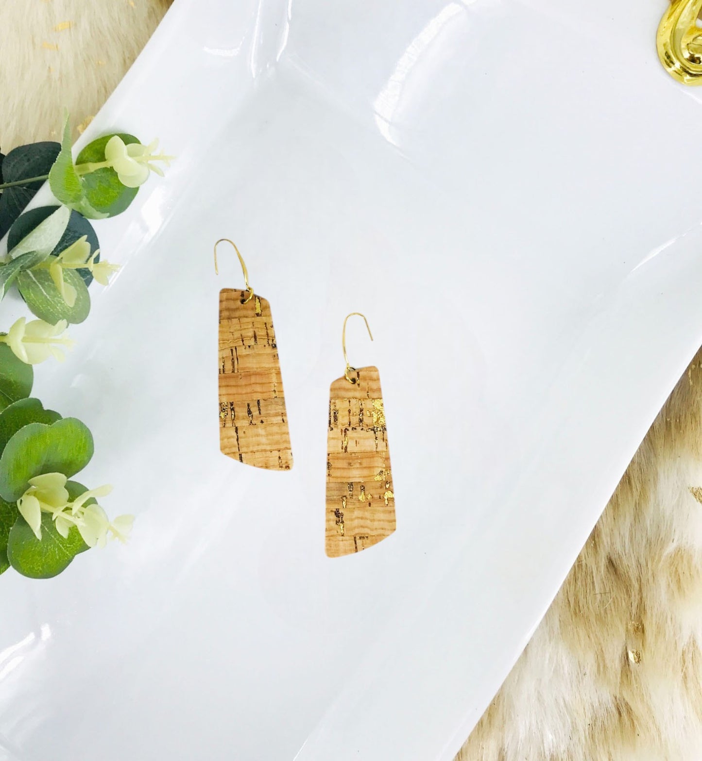 Gold Metallic Accent Cork on Leather Earrings - E19-2333