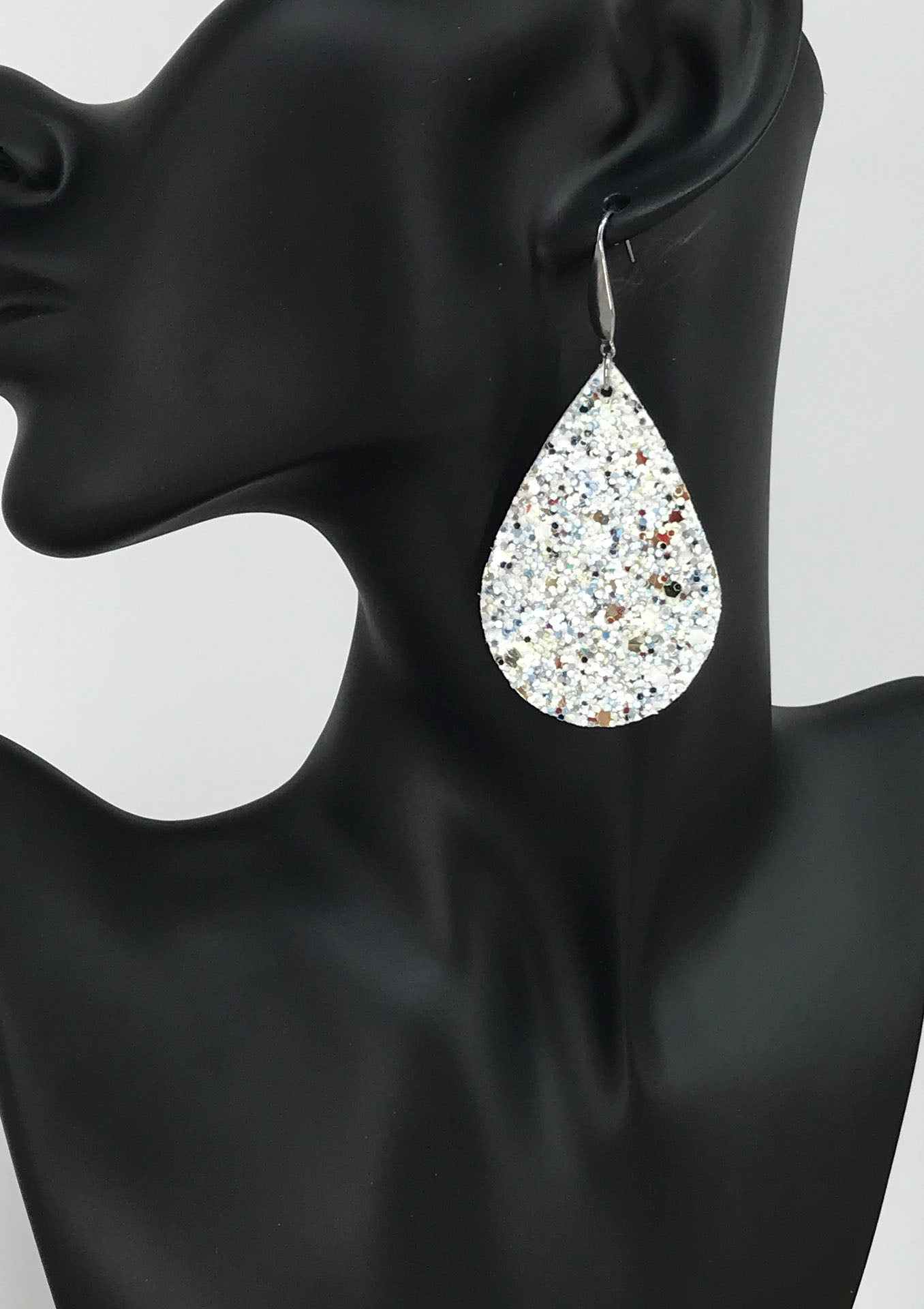 Blue Green on White Chunky Glitter on Leather Earrings - E19-2442