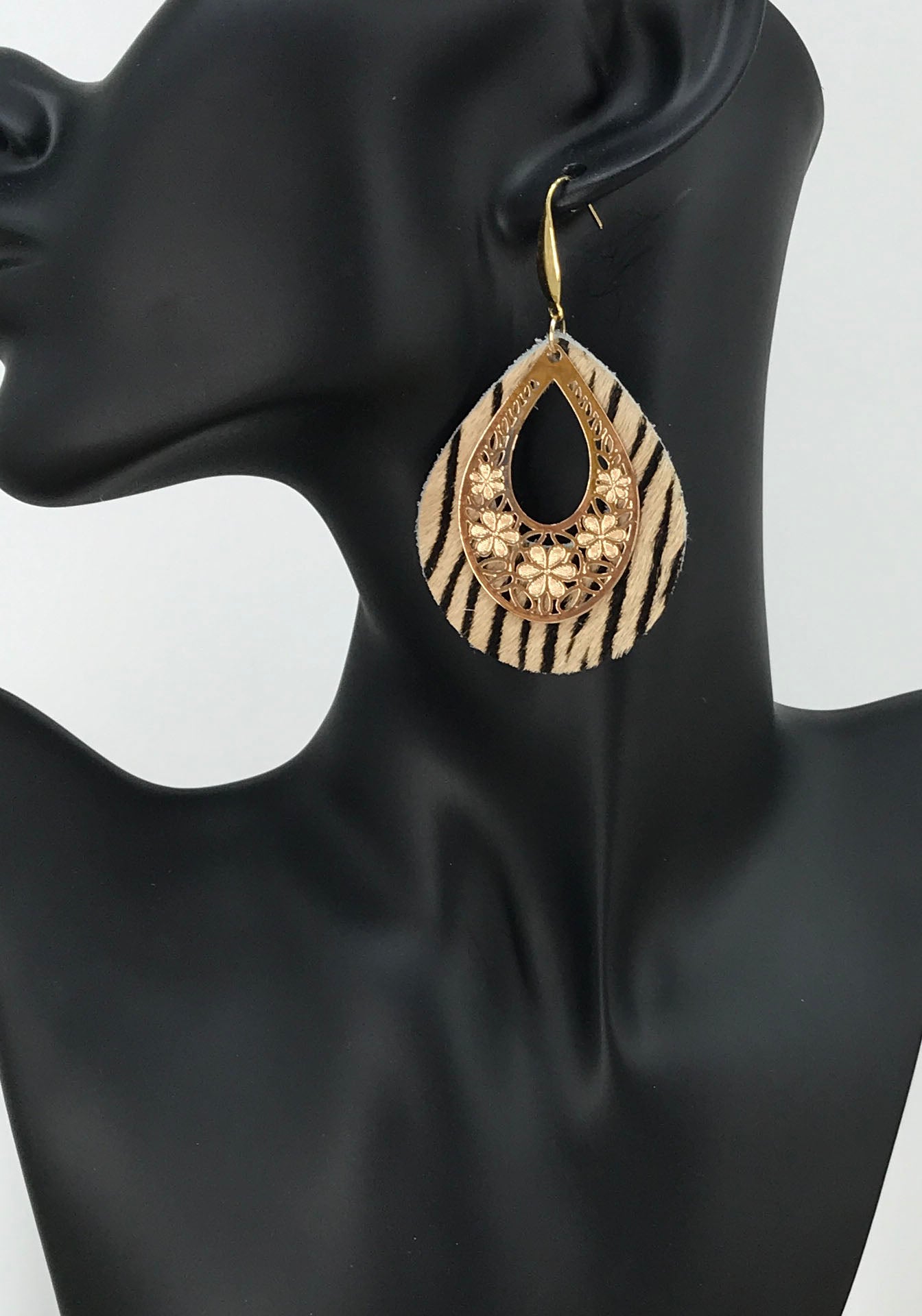 Hair On Zebra Leather and Pendant Earrings - E19-2697