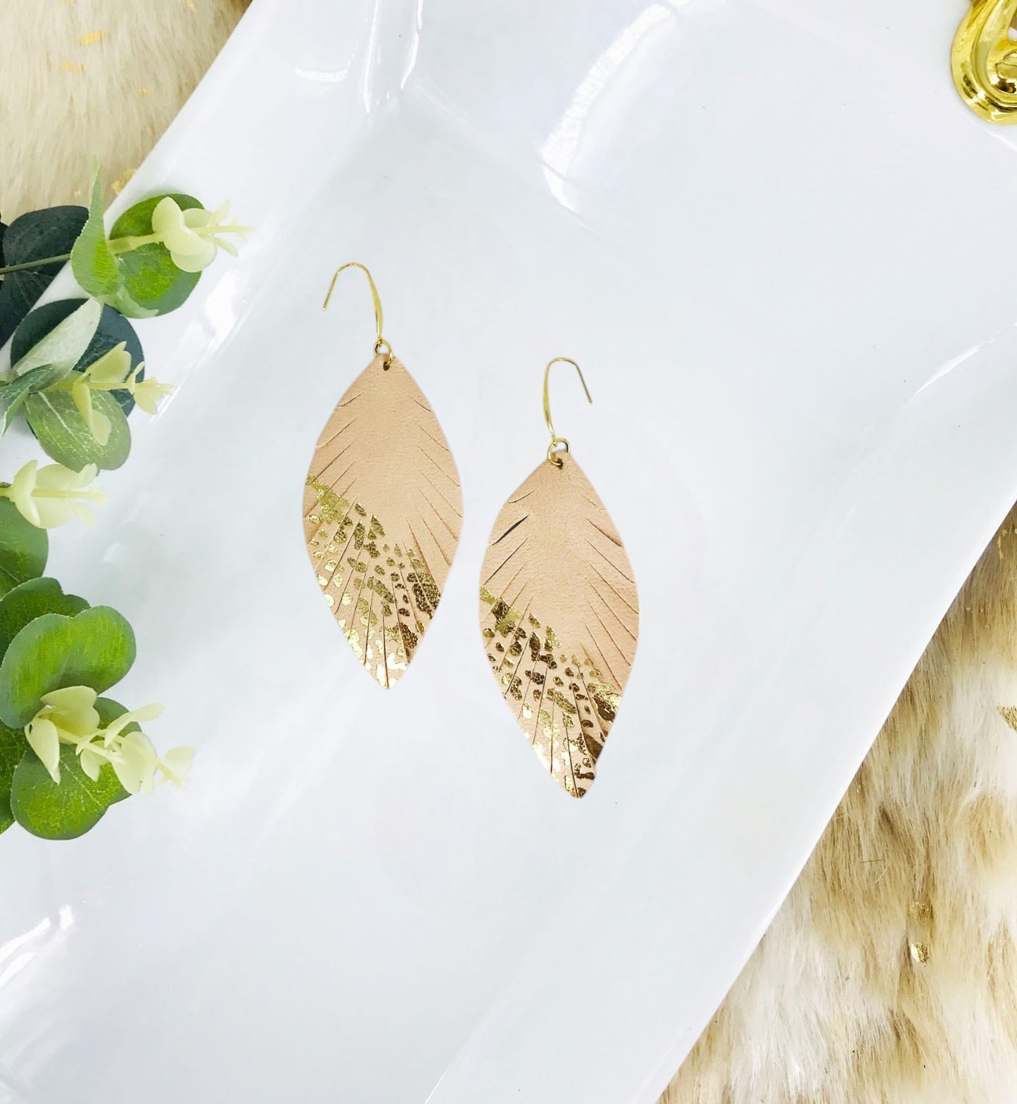 Antique White Sheepskin Leather Earrings - E19-2832