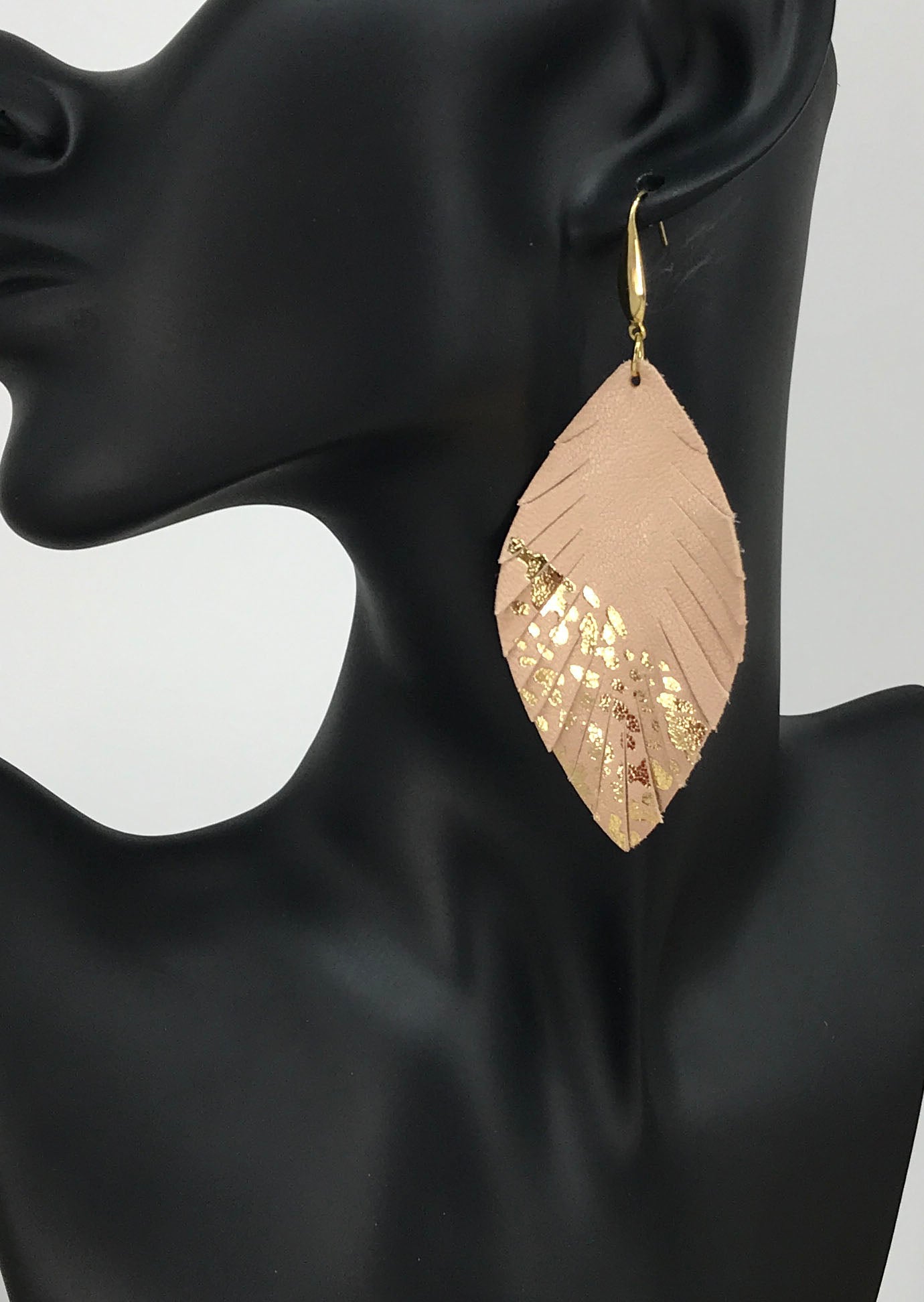 Antique White Sheepskin Leather Earrings - E19-2832