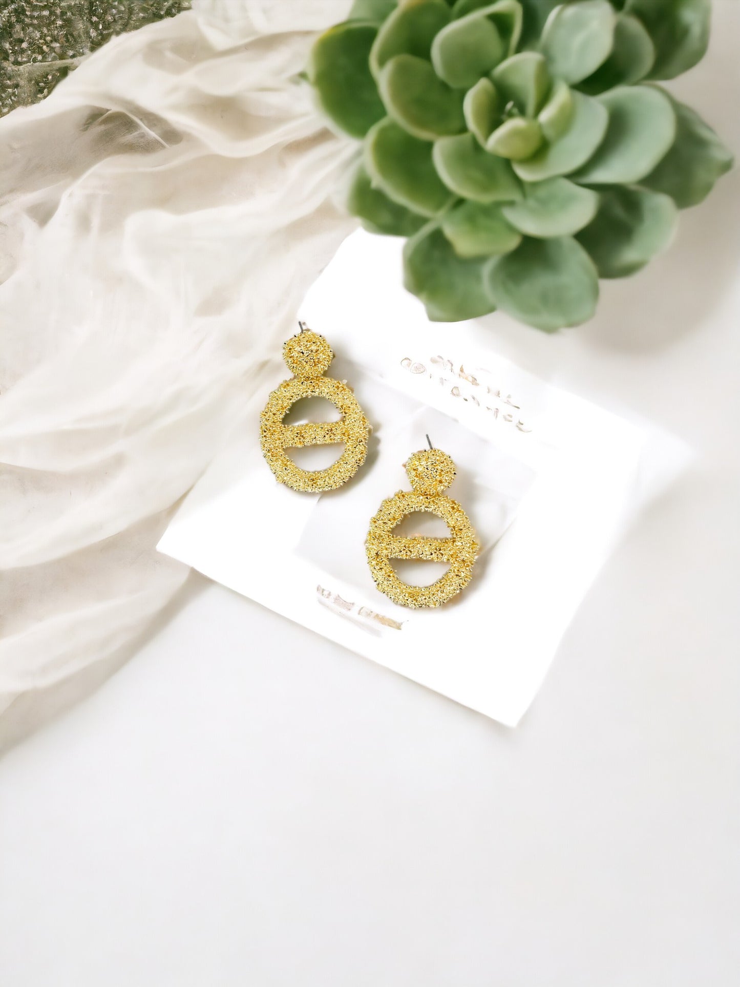 Large Metal Geometric Dangle Stud Earrings - E19-3116