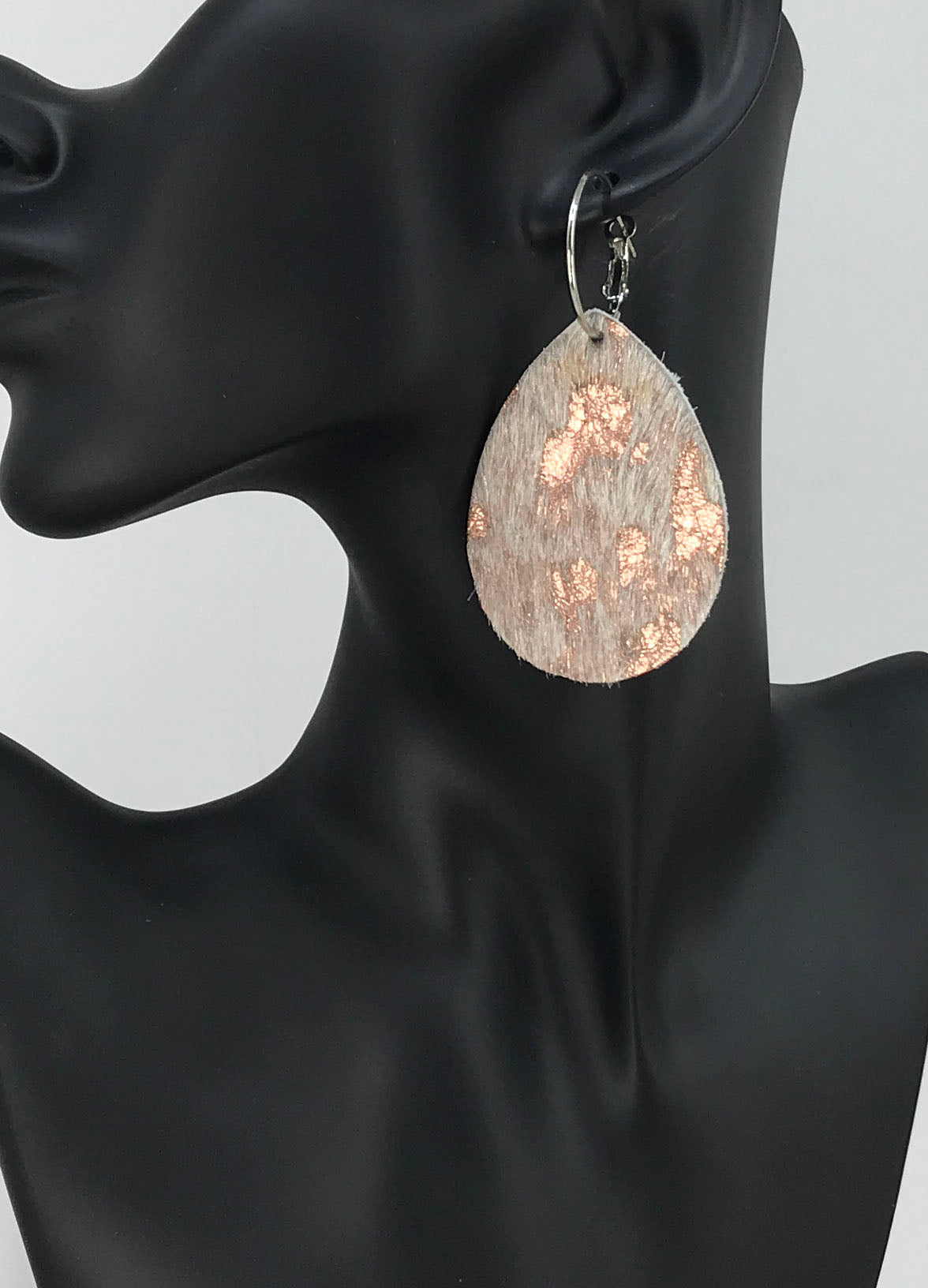 Metallic Rose Gold Hair On Leather Hoop Earrings - E19-3428