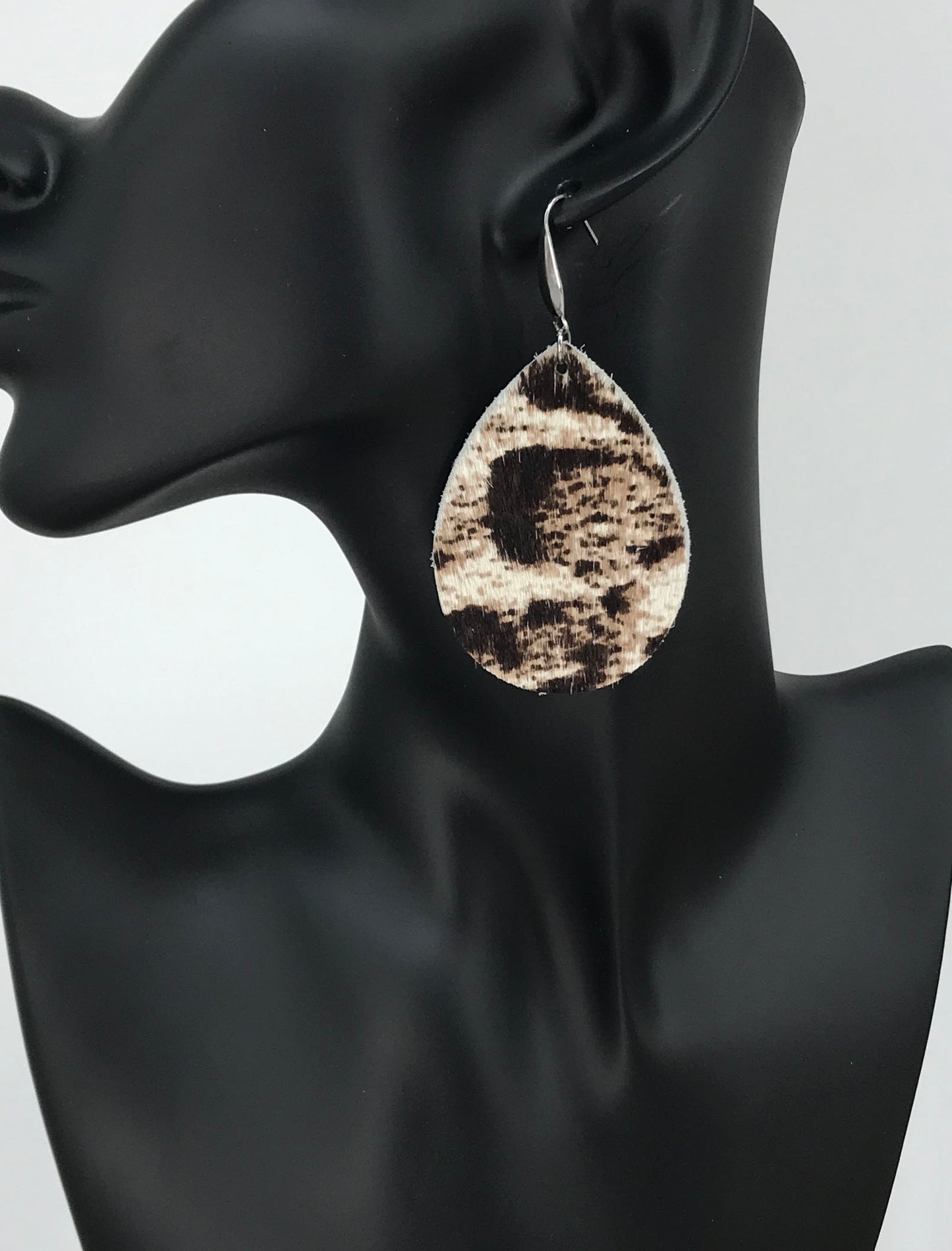 Snowdrift Stripe Teardrop Earrings