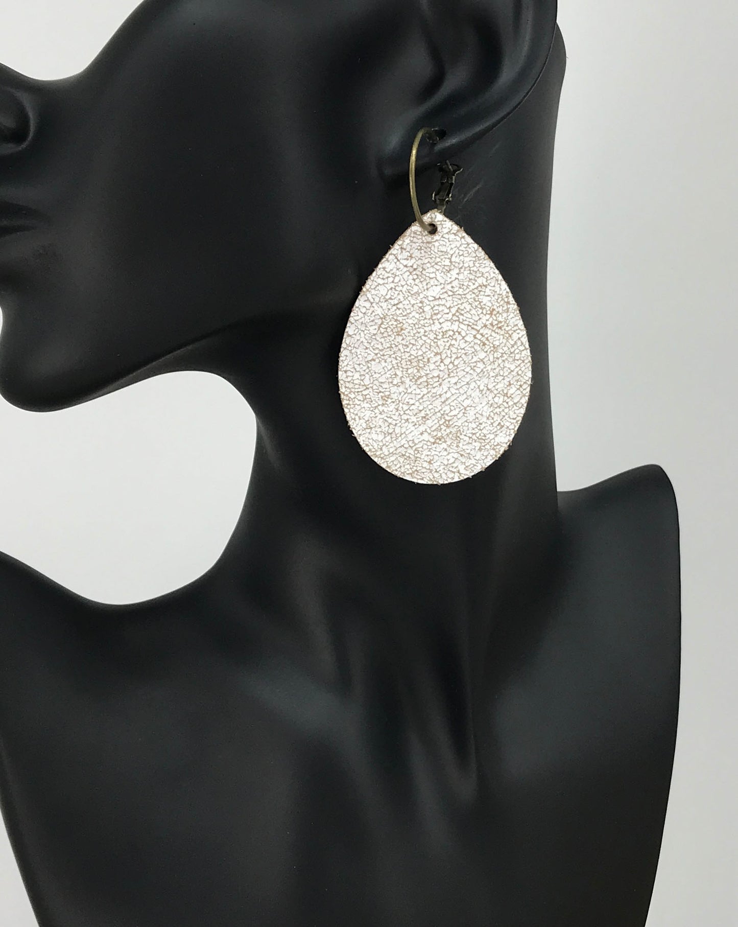 Distressed White Leather Hoop Earrings - E19-3531