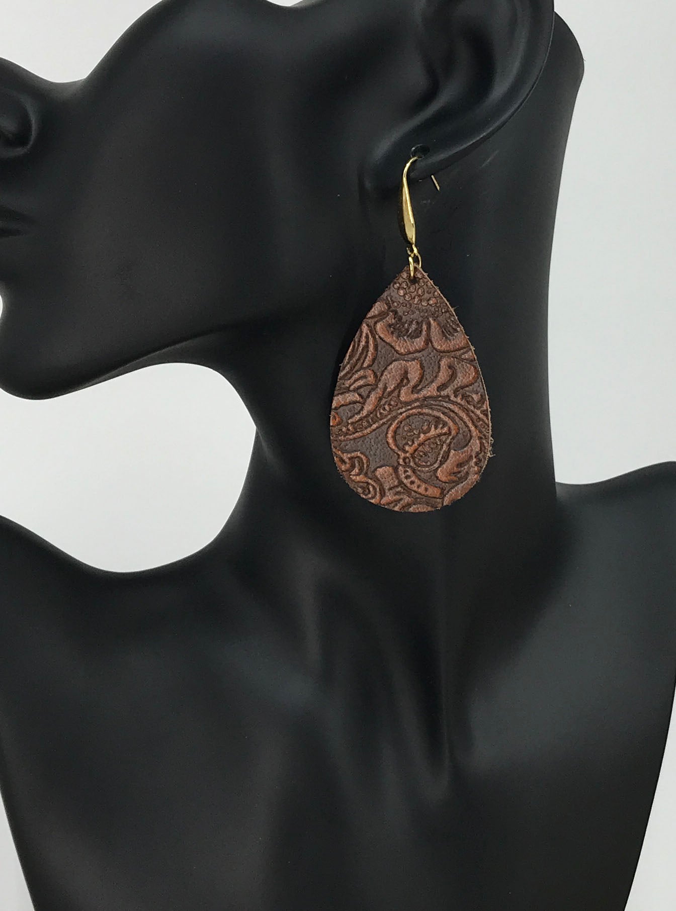 Brown Embossed Leather Earrings - E19-3661