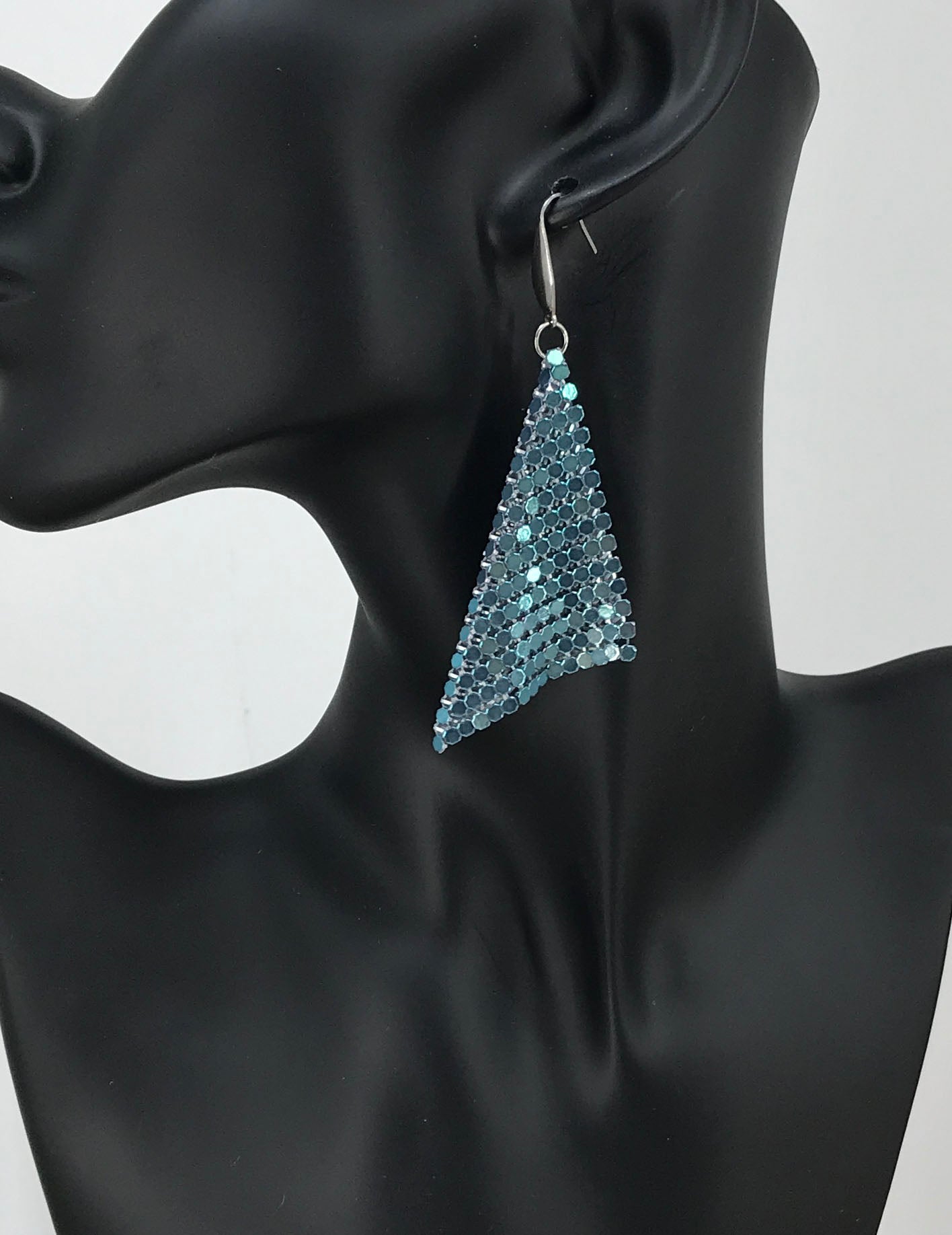 Blue Green Chainmail Earrings - E19-442
