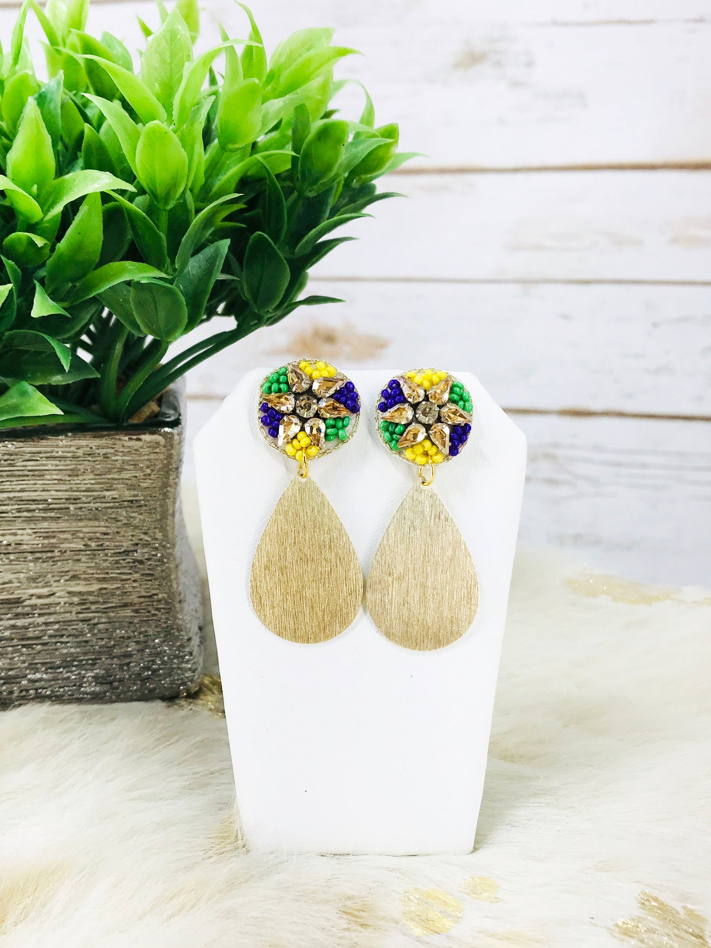 Rhinestone Stud & Brushed Gold Pendant Earrings - E19-4616