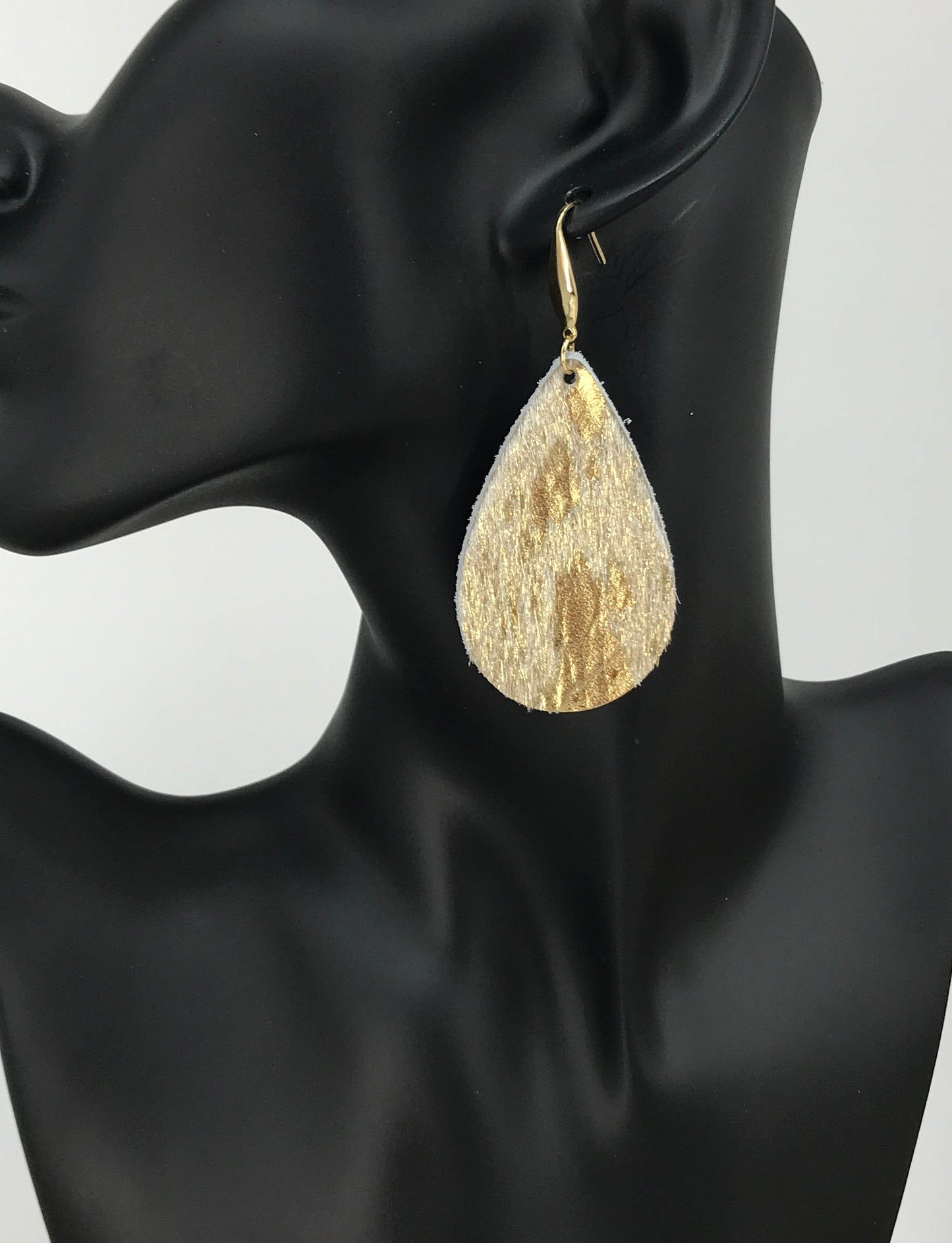 Metallic Gold Hair On Leather Earrings - E19-4661