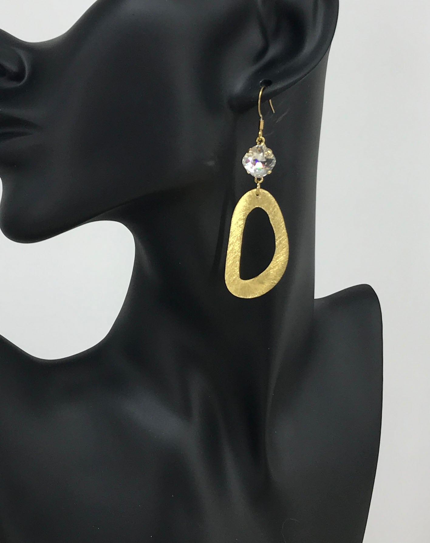 Genuine Crystal & Brushed Gold Oval Pendant Earrings - E19-4669