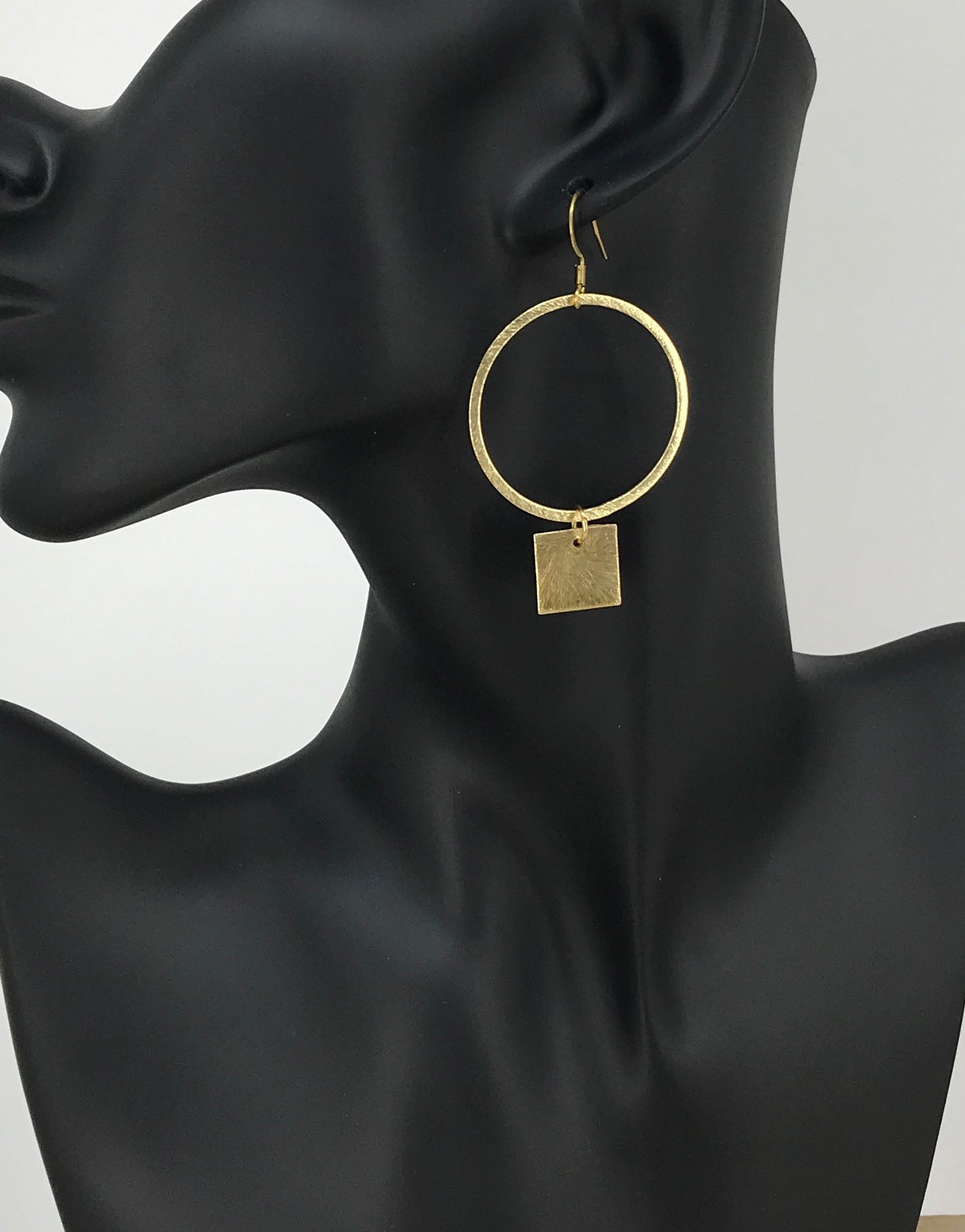 Hoop & Square Pendant Earrings - E19-4754