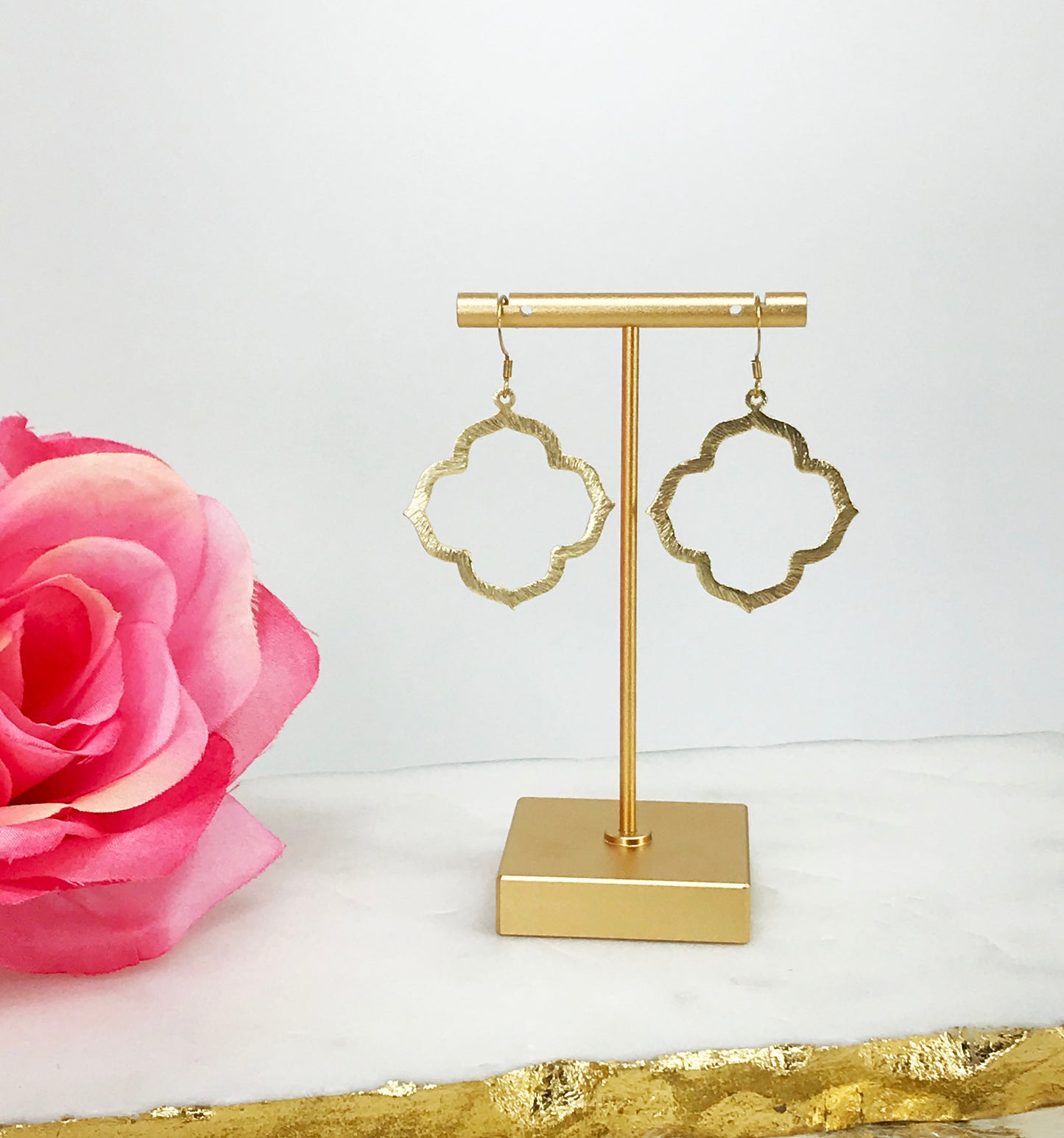 Gold Clover Pendant Earrings - E19-4763