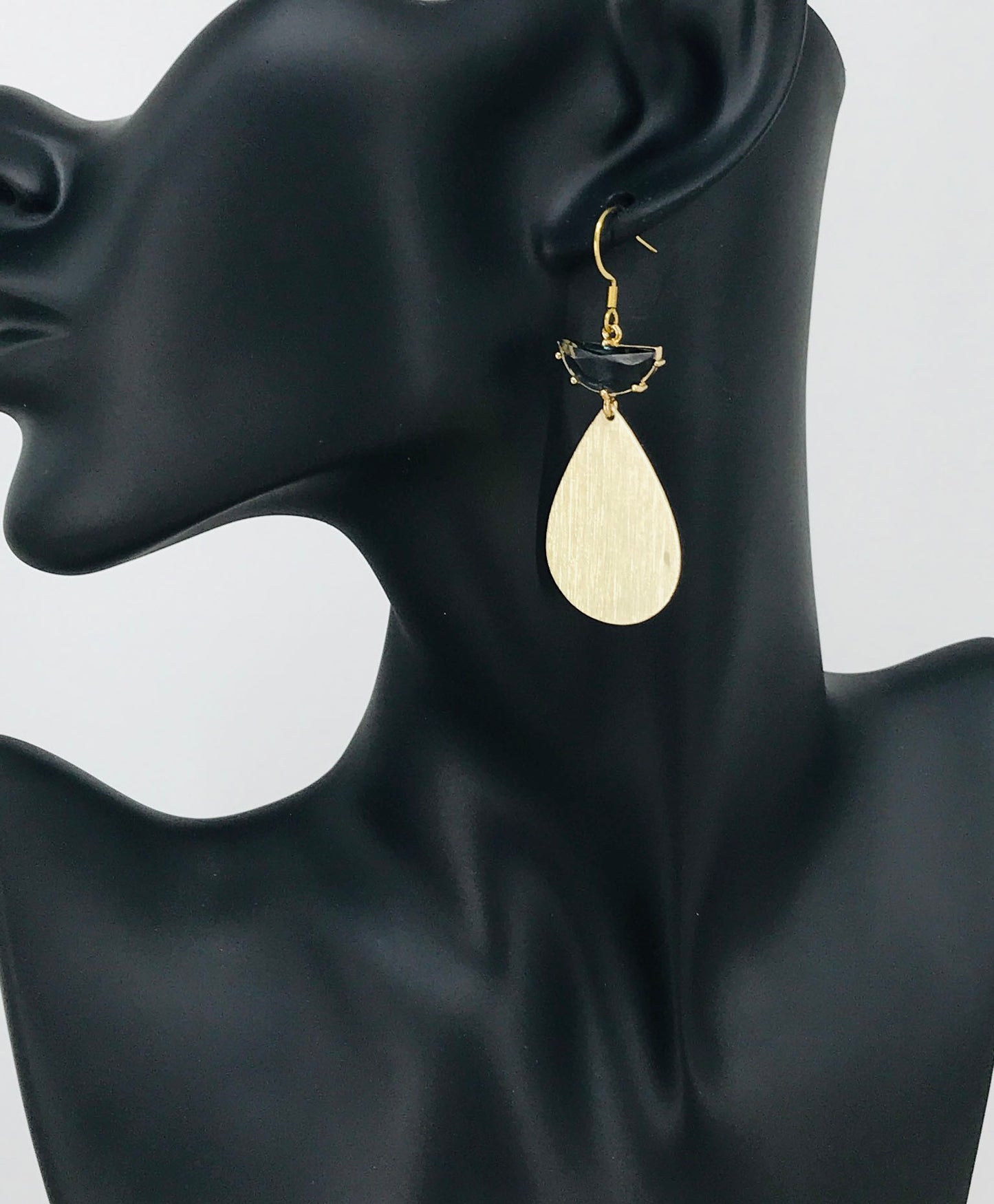 Rhinestone & Teardrop Pendant Earrings - E19-4788