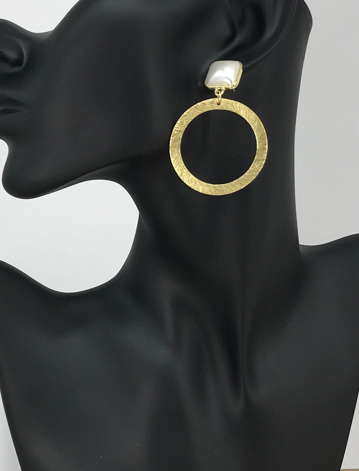 Square Pearl Stud & Brushed Gold Hoop Earrings - E19-4875