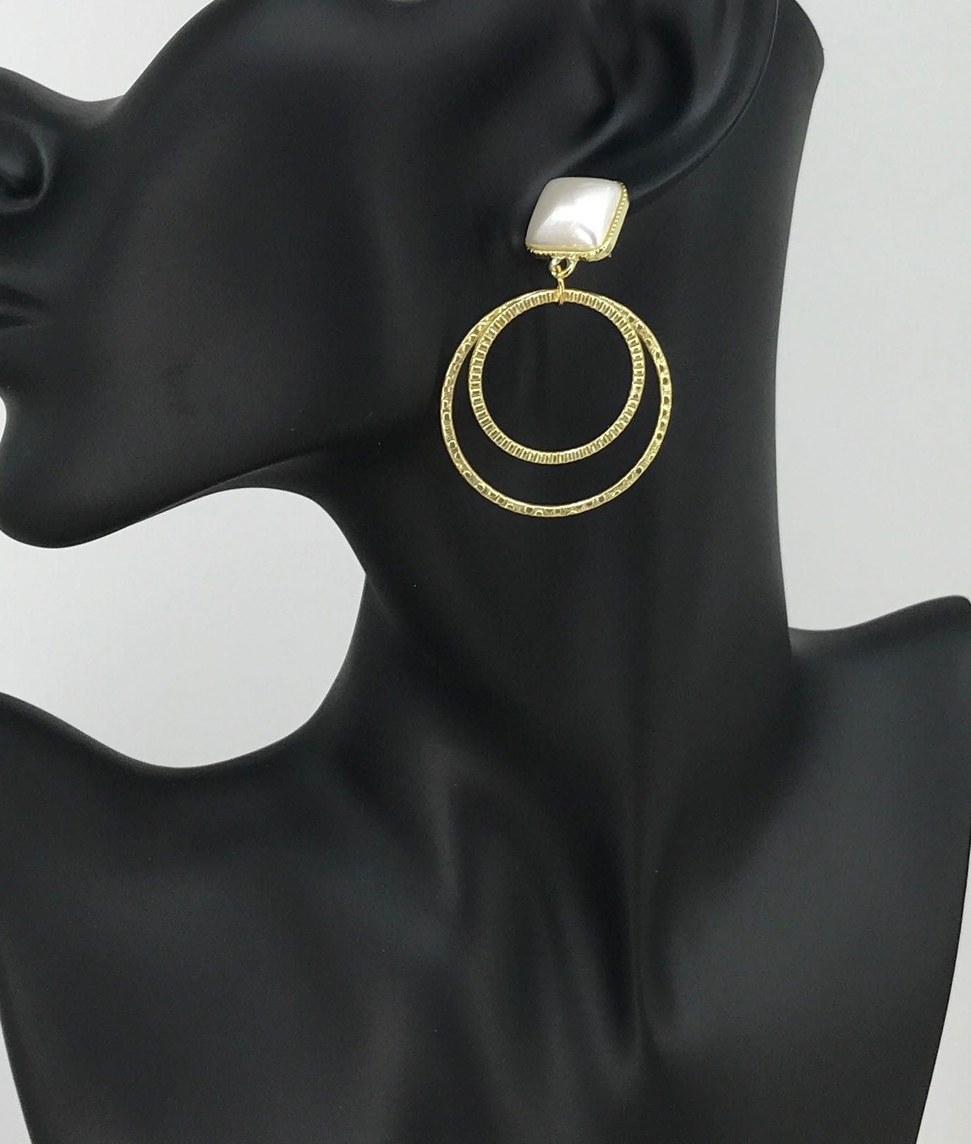 Square Pearl & Gold Pendant Stud Earrings - E19-4876