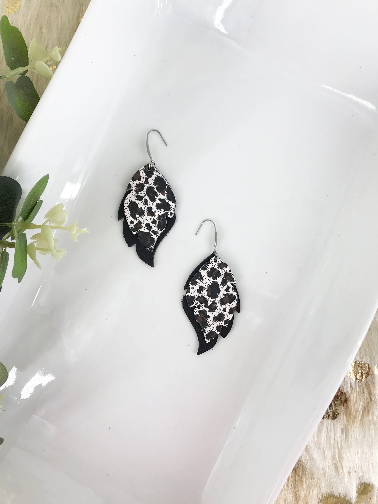Black and Aqua Genuine Leather Earrings - E19-812