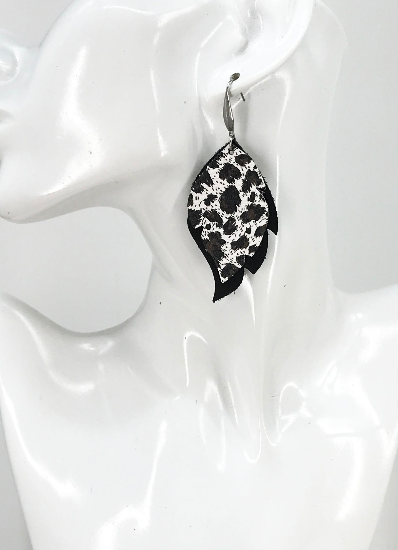 Black and Aqua Genuine Leather Earrings - E19-812